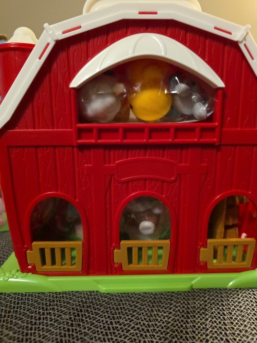 Big Red Barn Farm, 9 Animals, designed for toddlers aged 1 and up InteractiveToy