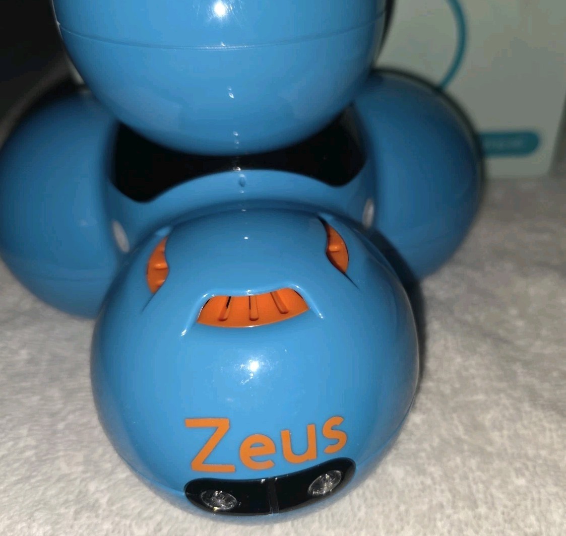 Wonder workshop Dash Coding Robot W/ USB charging cable And Box Tested Working