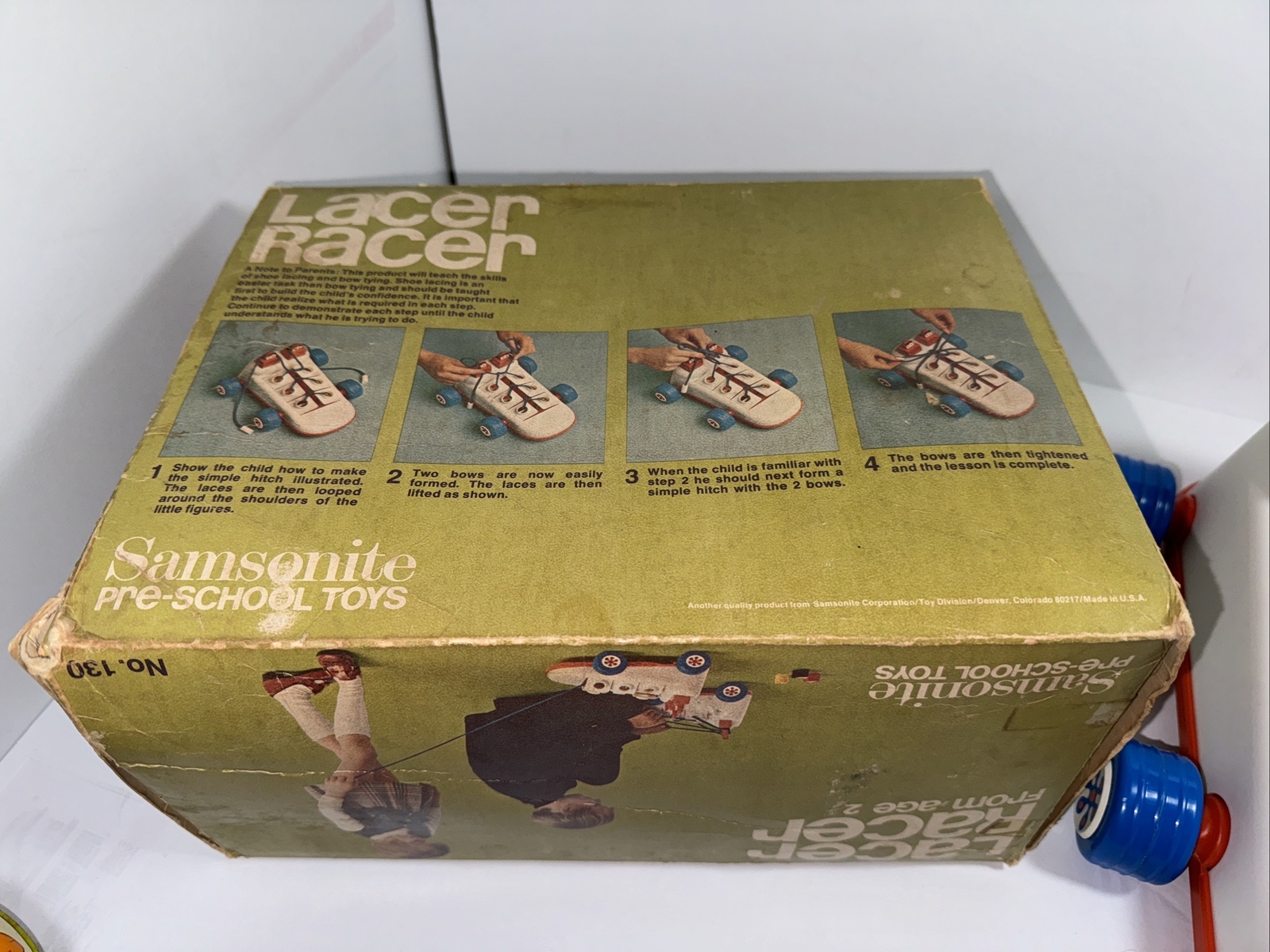 LACER RACER a shoe car w/ signs to learn shoe tying Including Box