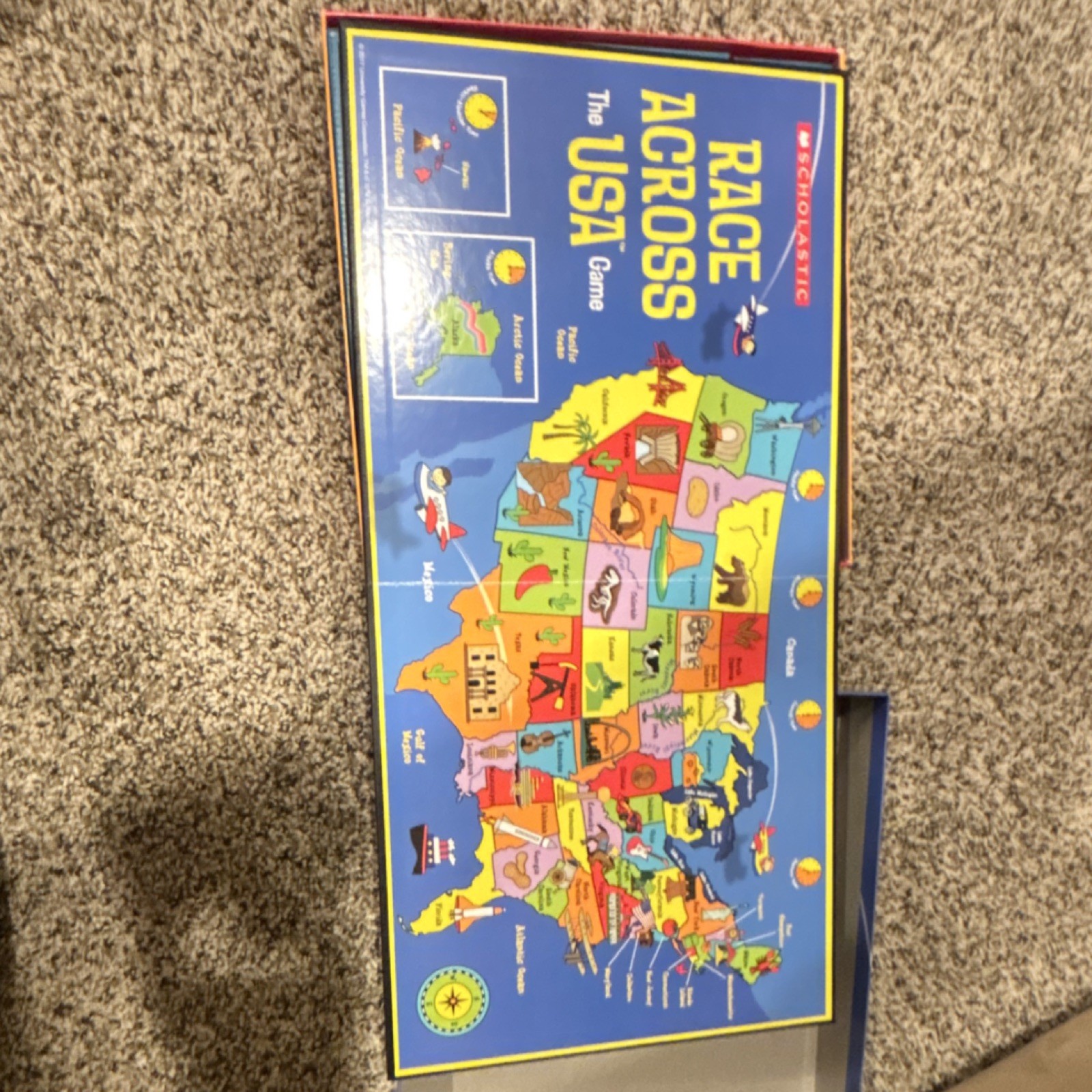 University Games Scholastic Race Across the USA Educational Geography Maps Game