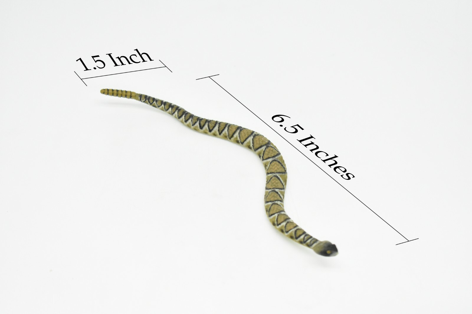 Rattlesnake Diamond Back Realistic Rubber Snake Hand Painted Flexible Toy CWG248