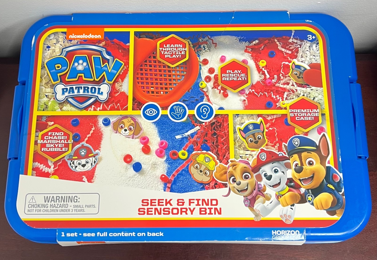 Spin Master – Nickelodeon Paw Patrol Seek & Find Sensory Bin – Ages 3+