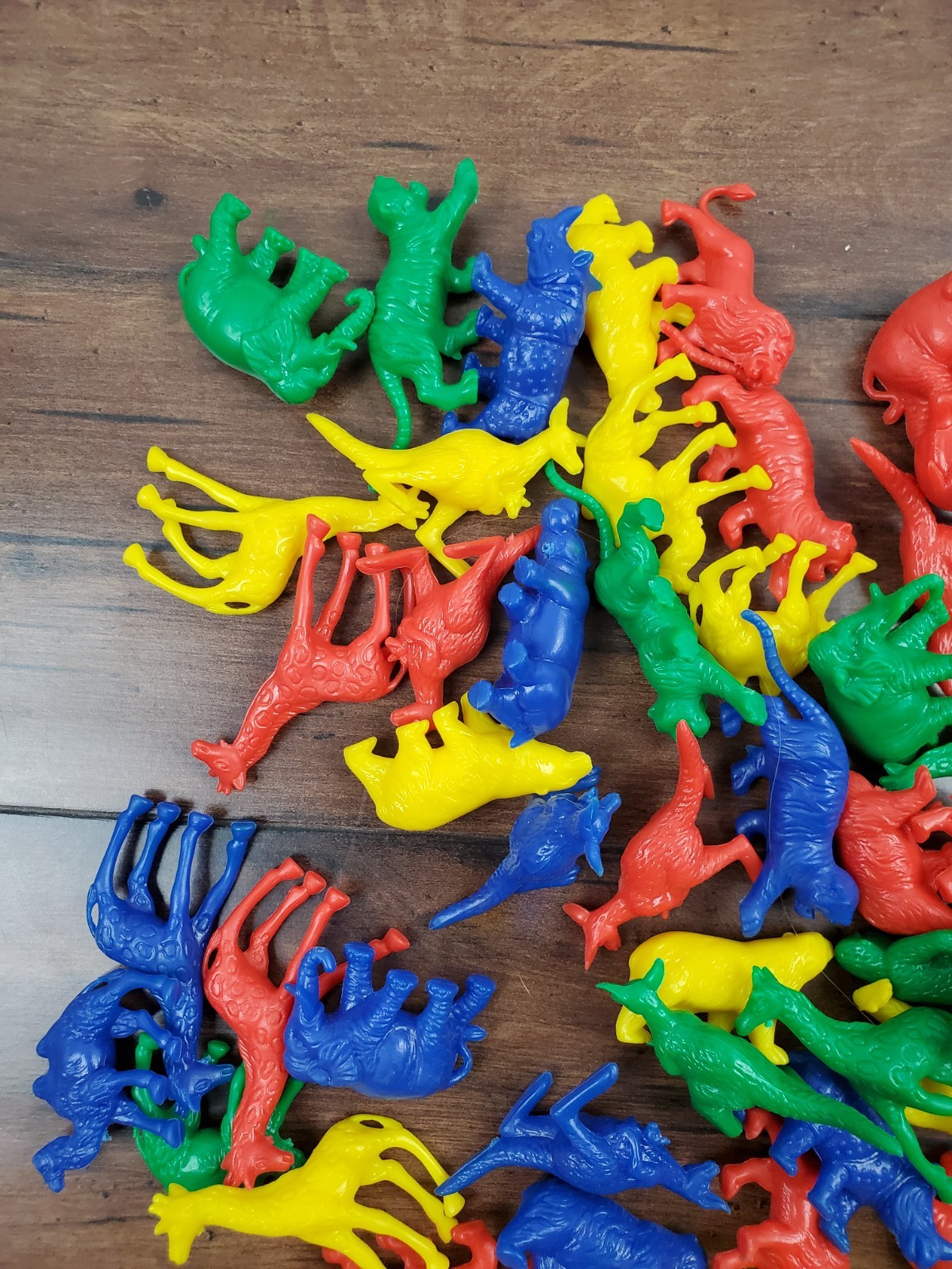 Kaplan Wild Zoo Animal Counters Early Math Skills Multi Color Lot