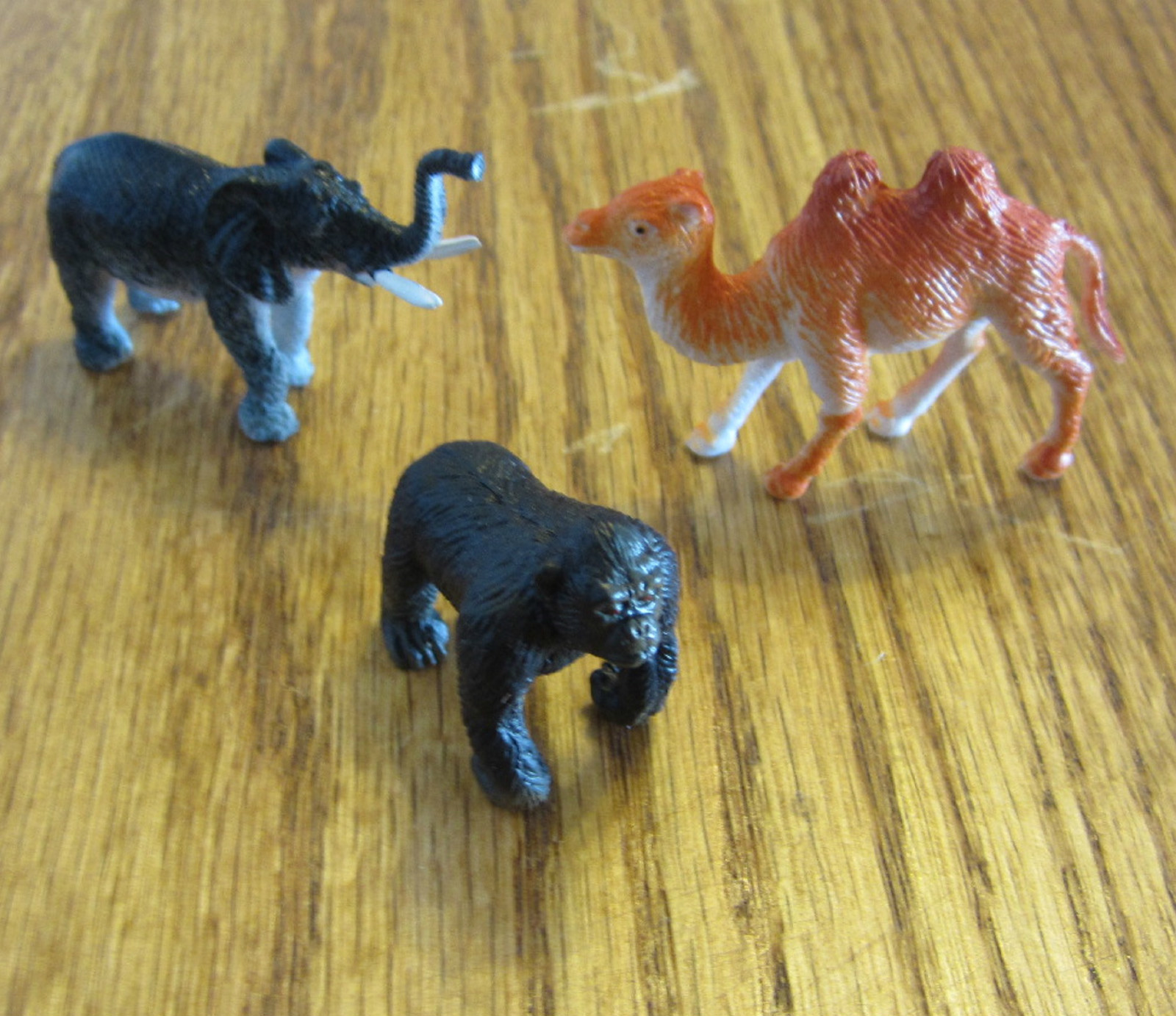 24 NEW ZOO ANIMALS 2″ TOY PLAYSET WILD JUNGLE GORILLA ZEBRA TIGER LION SAFARI