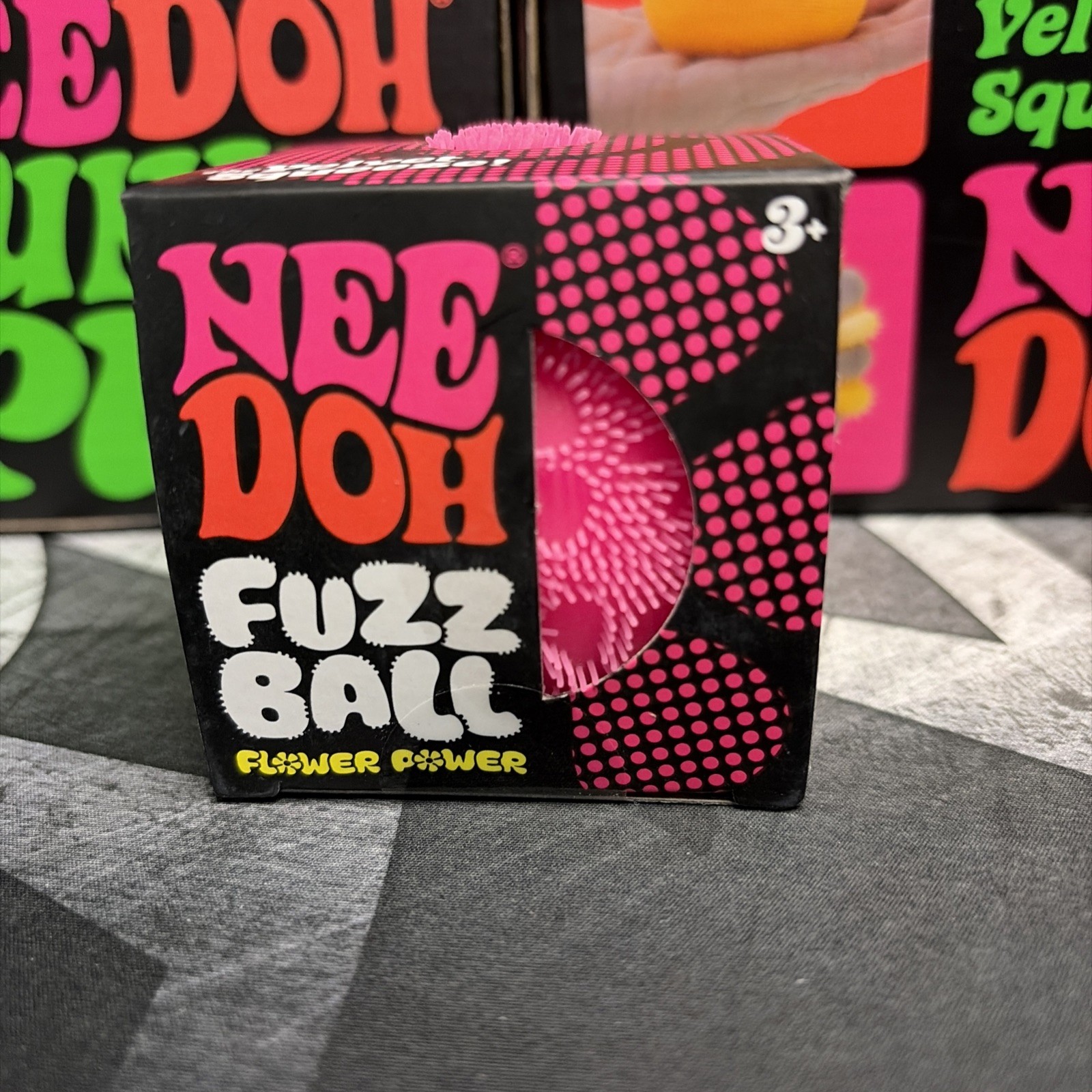 🔮🔥Genuine NeeDoh Flower Power Fuzz Ball ( Pink ) US Seller ! Same Day Ship!