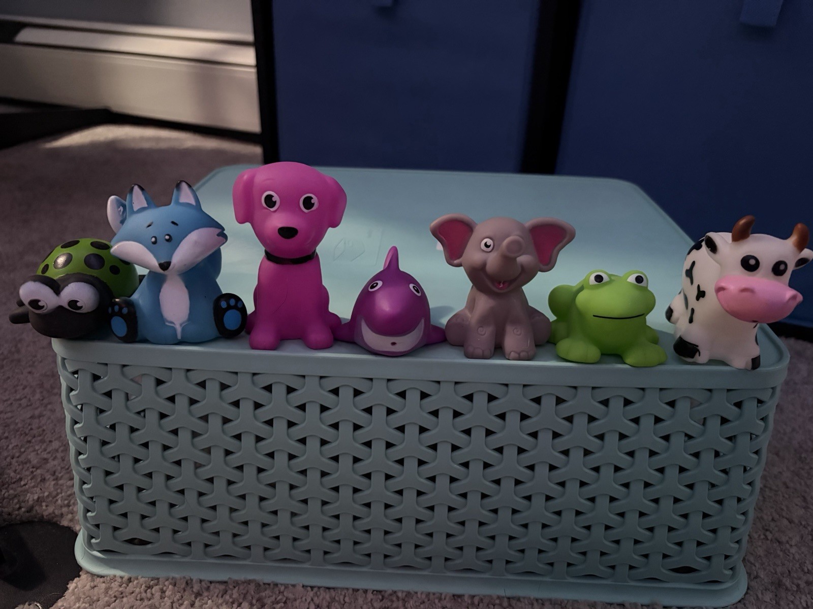 Random Set Of Seven Rubber Animals Squirt Bath Toy