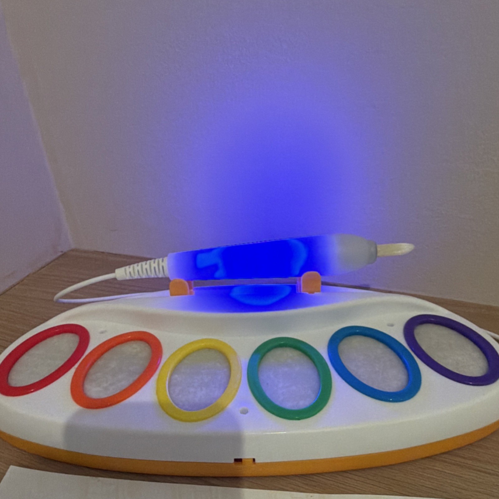Electronic Learning Color Palette with Interactive Light-Up Stylus for Kids