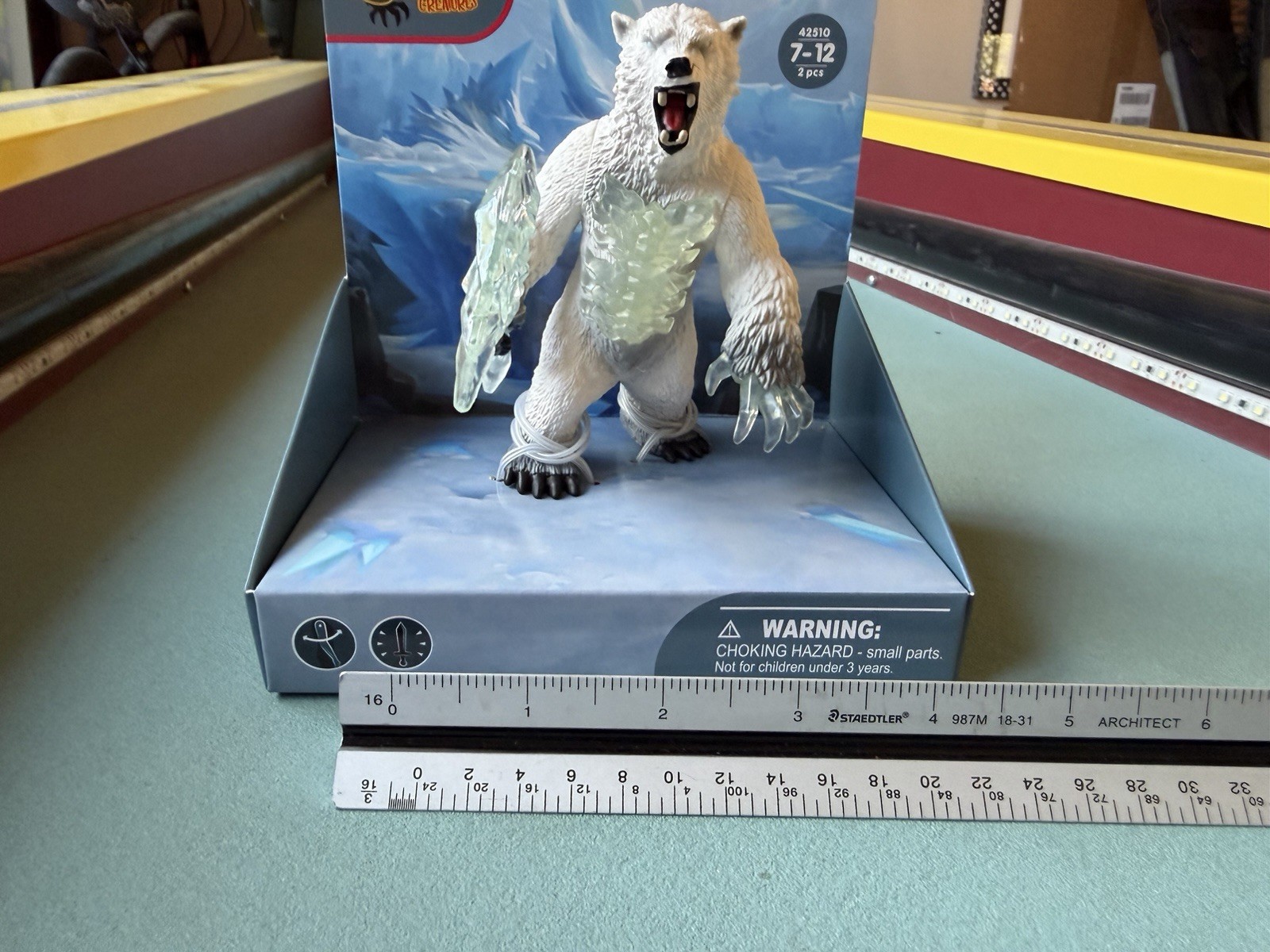 Schleich Eldrador Creatures Blizzard Bear w/ Weapon 42510 NEW Polar Bear Figure