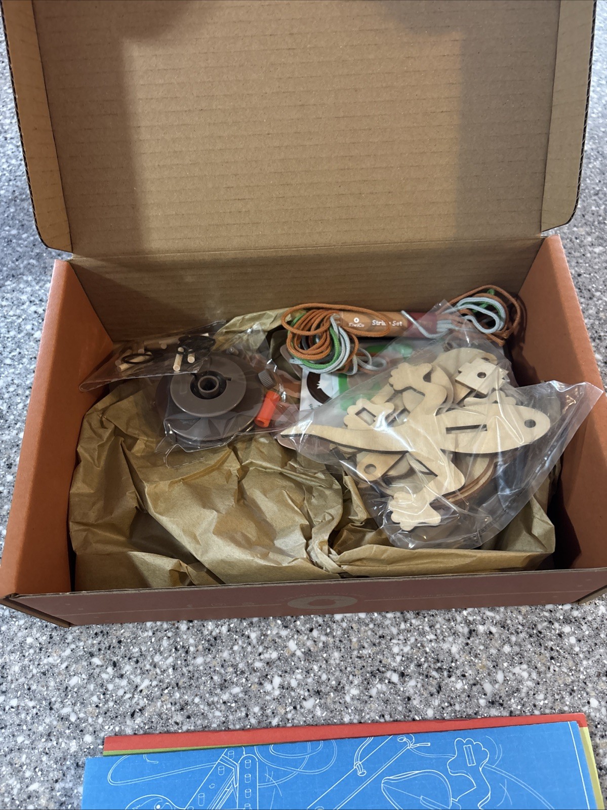 KiwiCo Tinker Crate Friction Climbers Kit