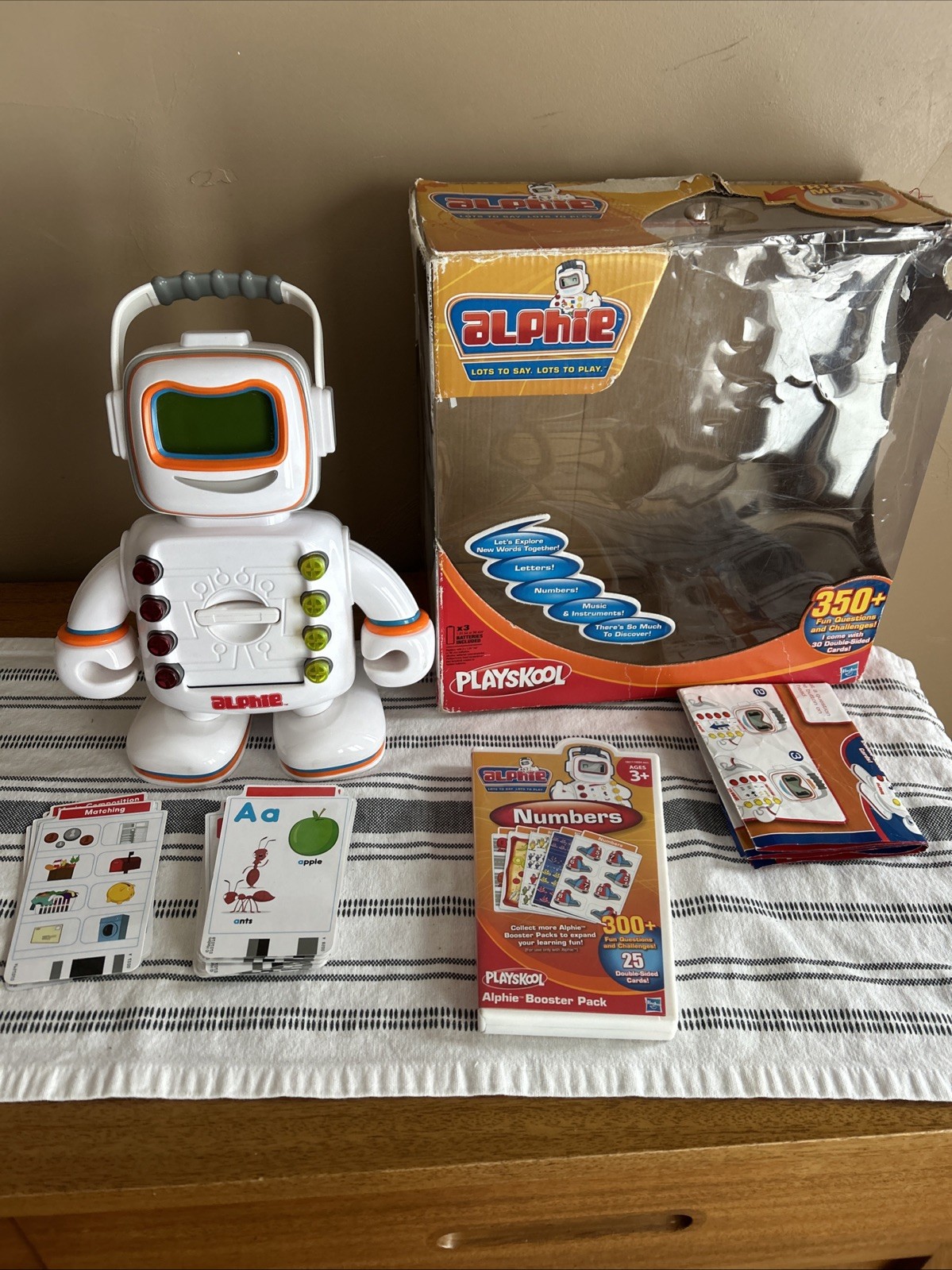 Playskool Alphie Interactive Learning Talking Robot With Over 40 Cards Works
