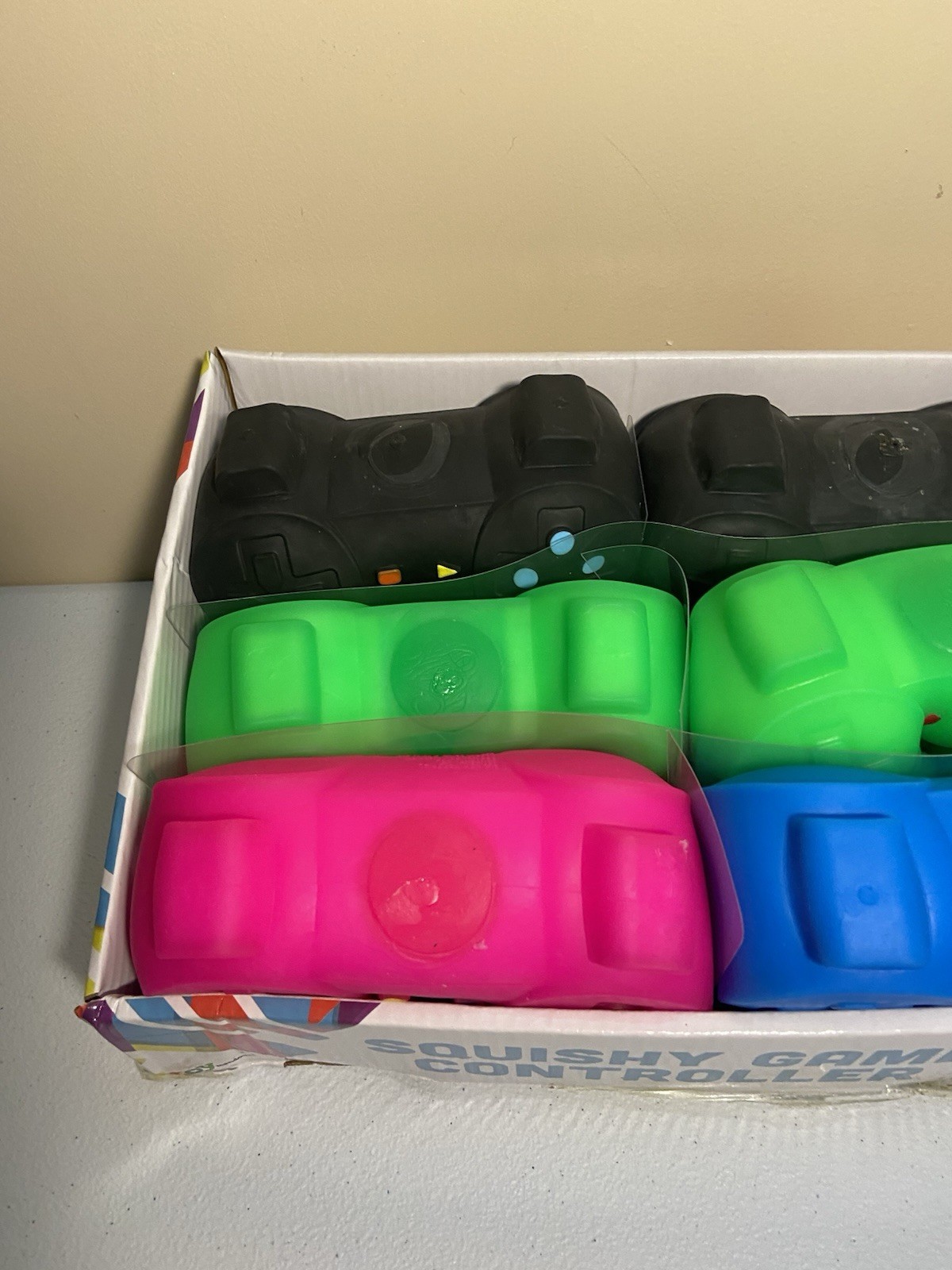 Toymendous Squeeze Controller Lot Of 6