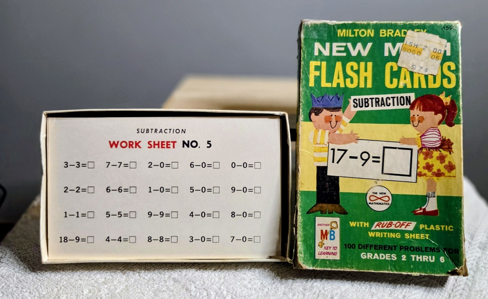​Vintage 1965 Milton Bradley New Math Subtraction Flash Cards Set #4592 Complete