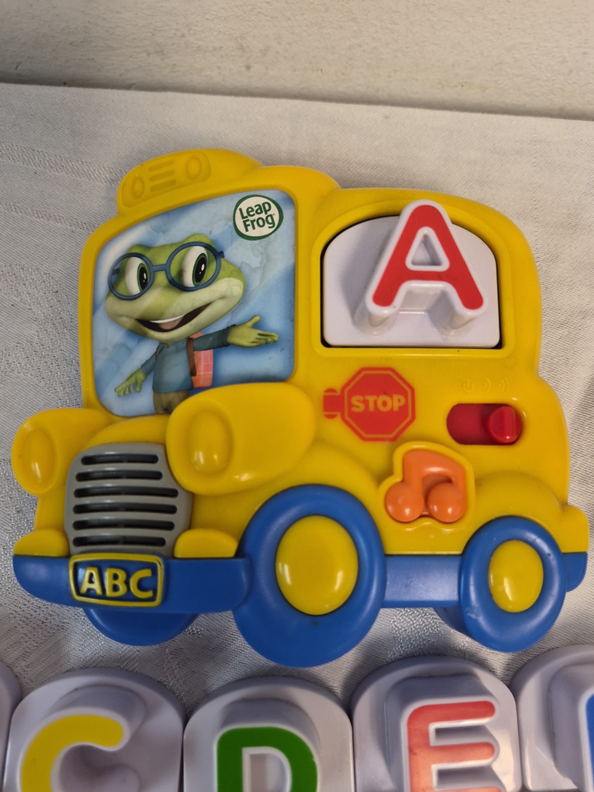 Leap Frog Tads School Bus Fridge Phonics Complete Alphabet 26 Letters Tested EUC