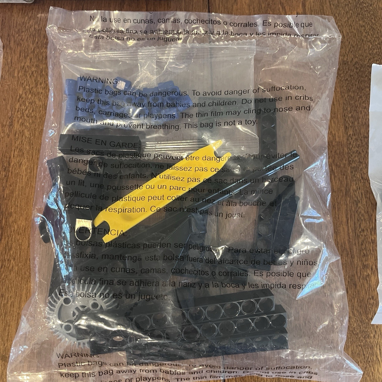 Thames & Kosmos Engineering Makerspace Geared-Up Gadgets Science Experiment Kit