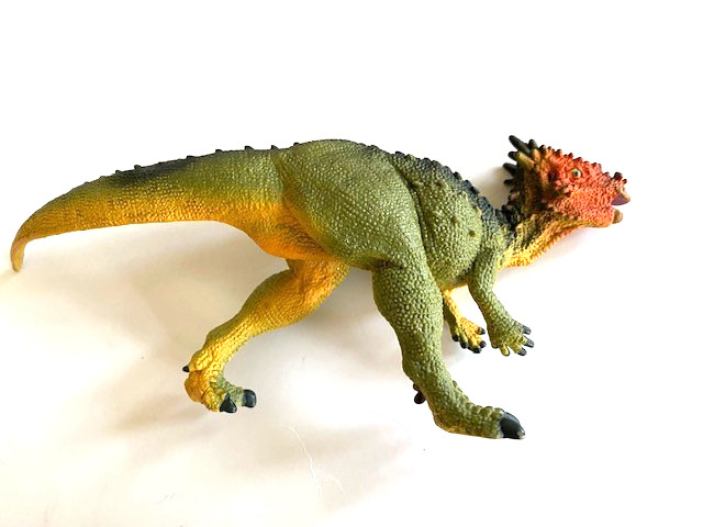 Safari Ltd. 7″ Long Dracorex Hogwartsia Dinosaur Figure, 2012