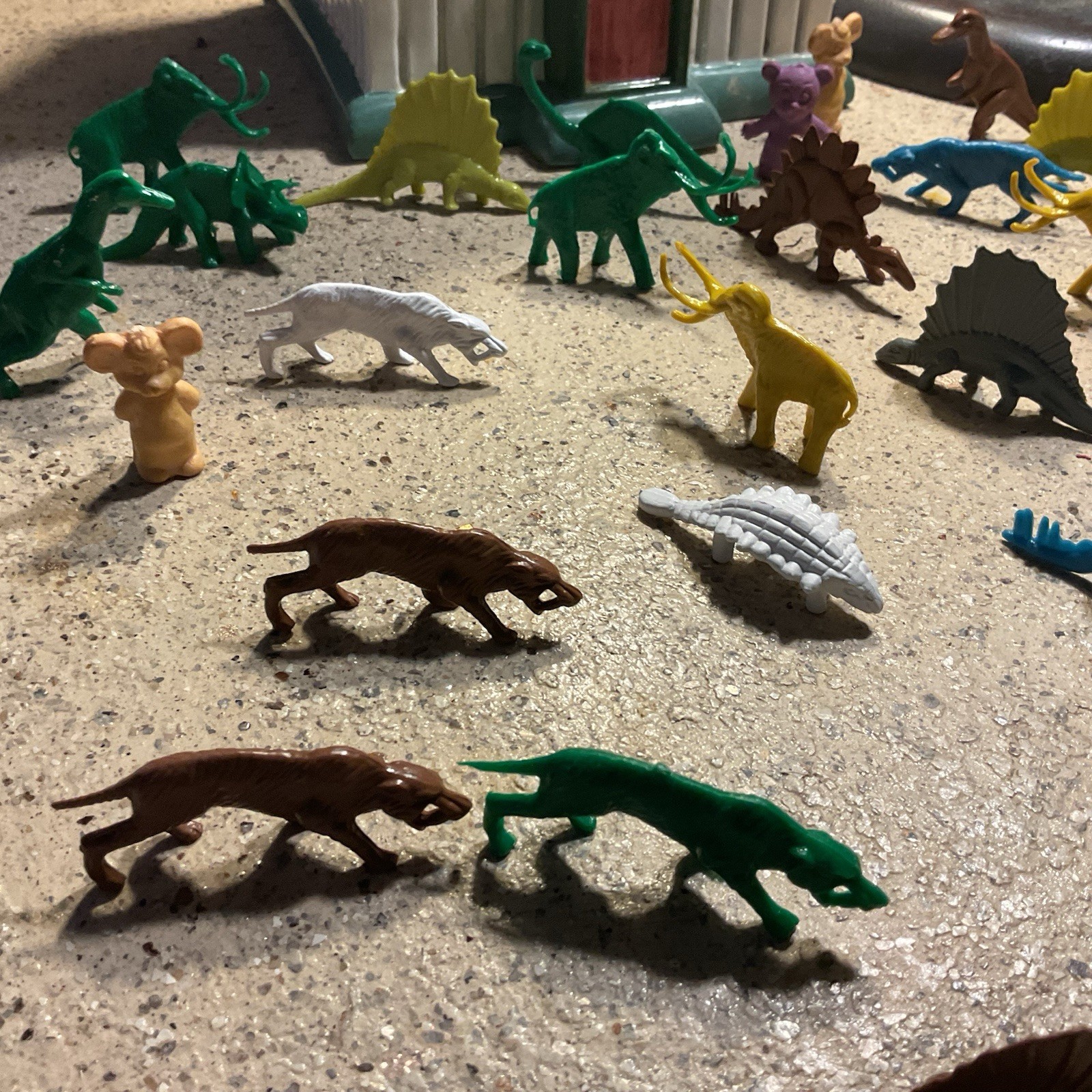 33 Lot Hard Plastic 1960s Dinosaurs Plus 3 Bears Stocking Stuffers Teachers
