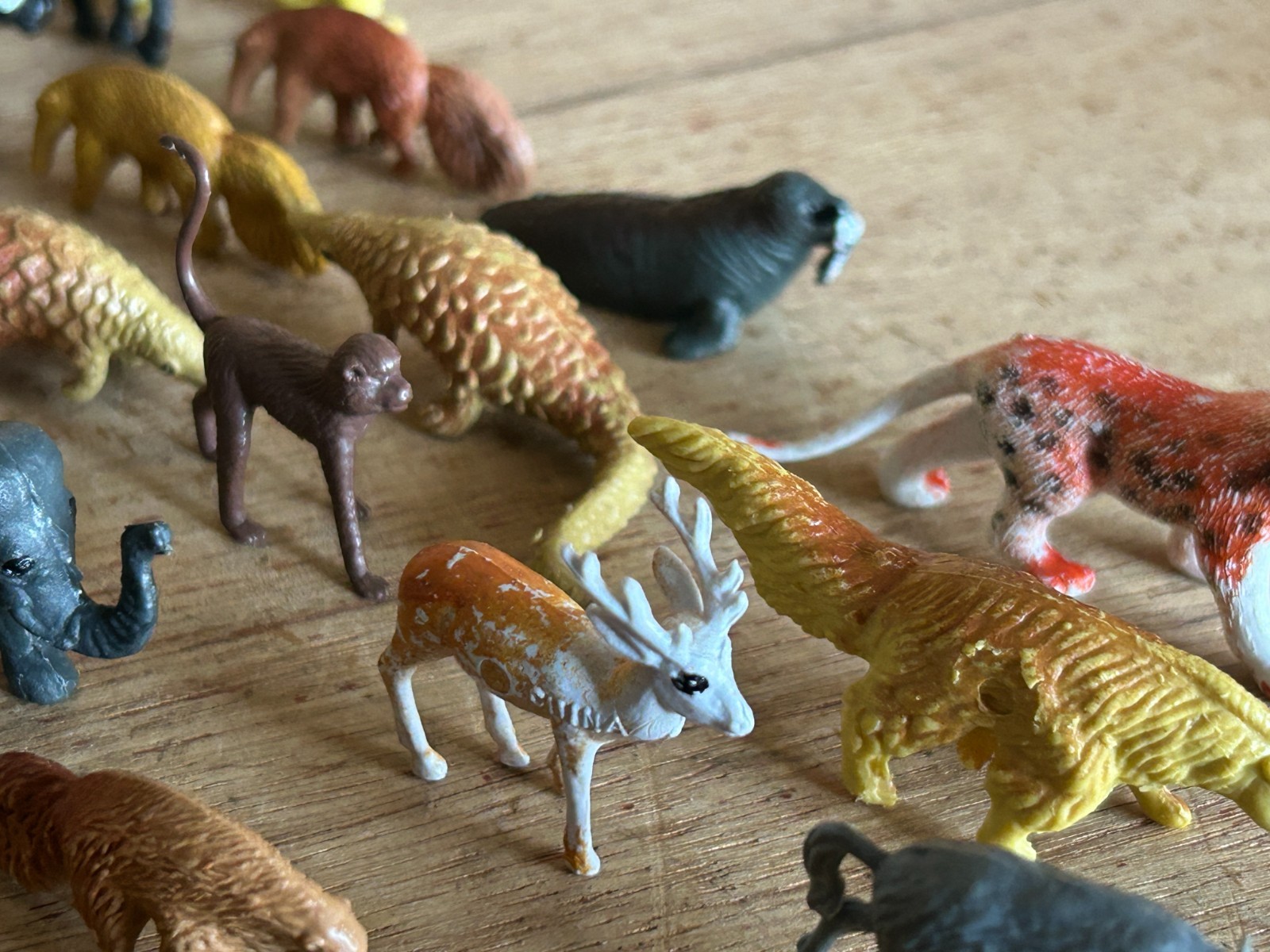 Toy Animal Junk Drawer Lot 90+ Mini Miniature Safari Outback Forest Zoo Crafts