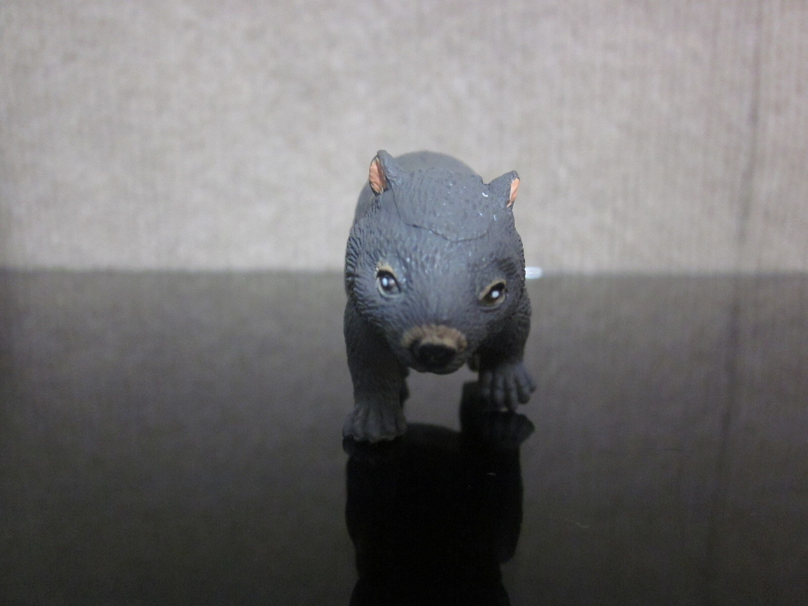 K&M International Wombat Vintage 2003 Plastic Figure Animal Australian 2”