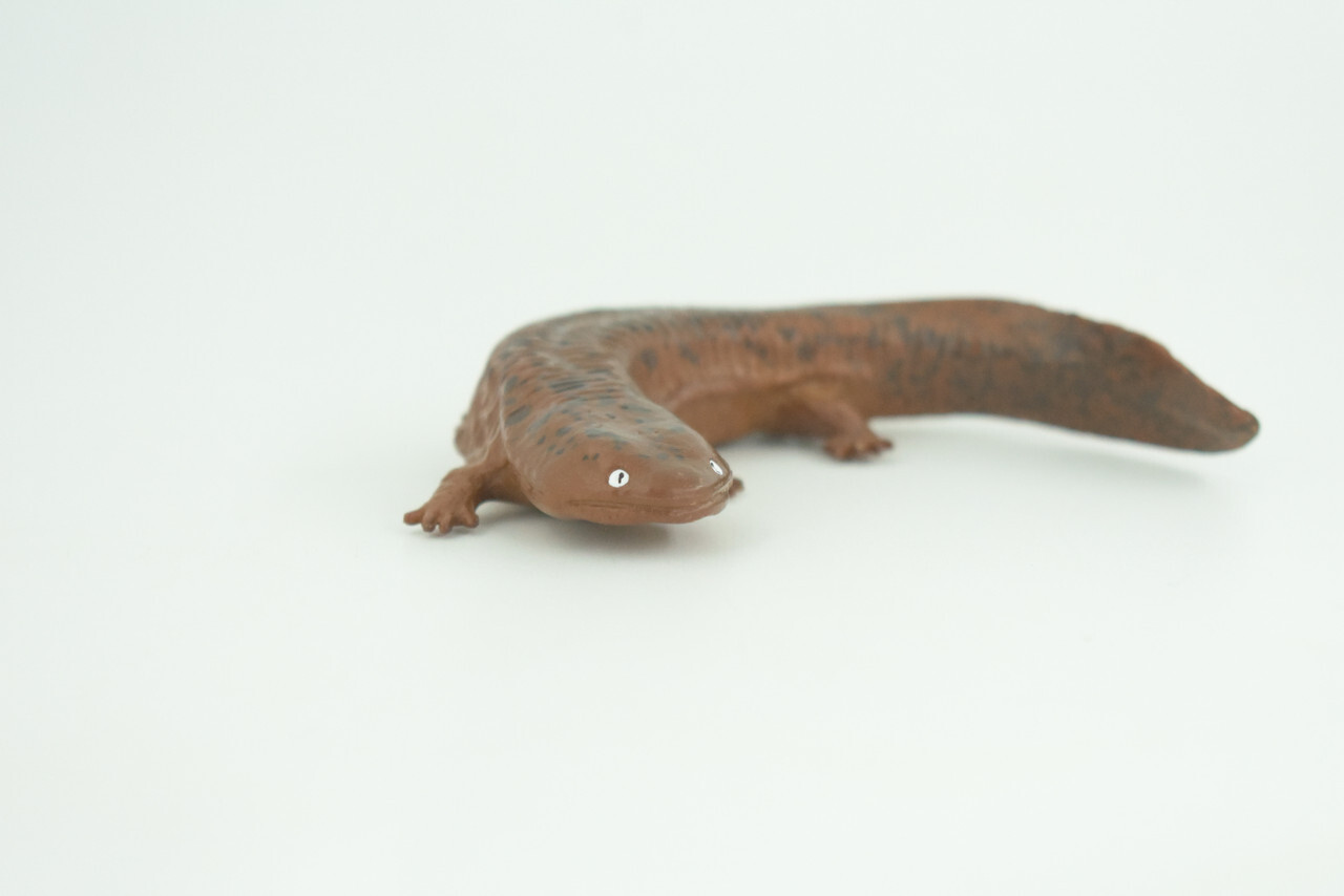 Giant Salamander Toy Model, Hand Painted Rubber Realistic 4 Inches CH857 BB198