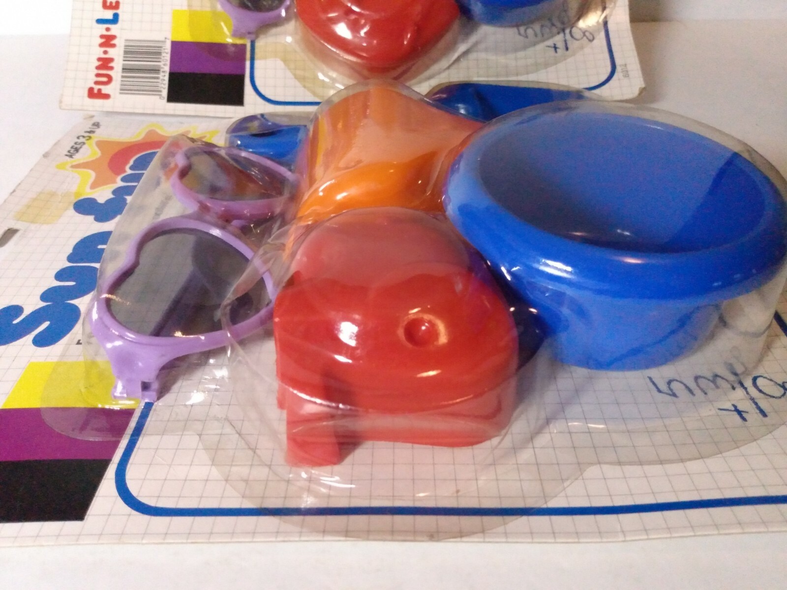 Lot Of 2 The Eagle School Fun N Learn Sun Fun New Collectible Beach Toys Taiwan