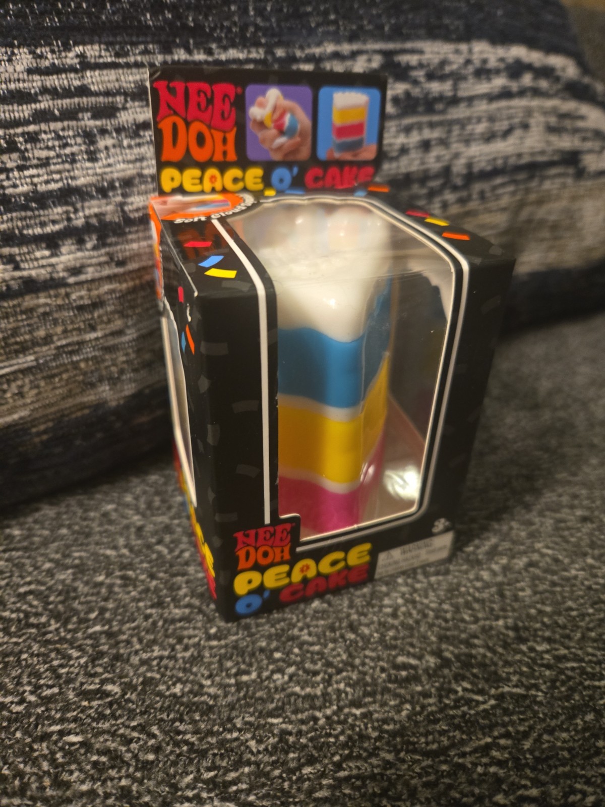 Needoh Peace O’ Cake Multi-Color Sensory Toy for Kids Nee Doh Cake AUTHENTIC