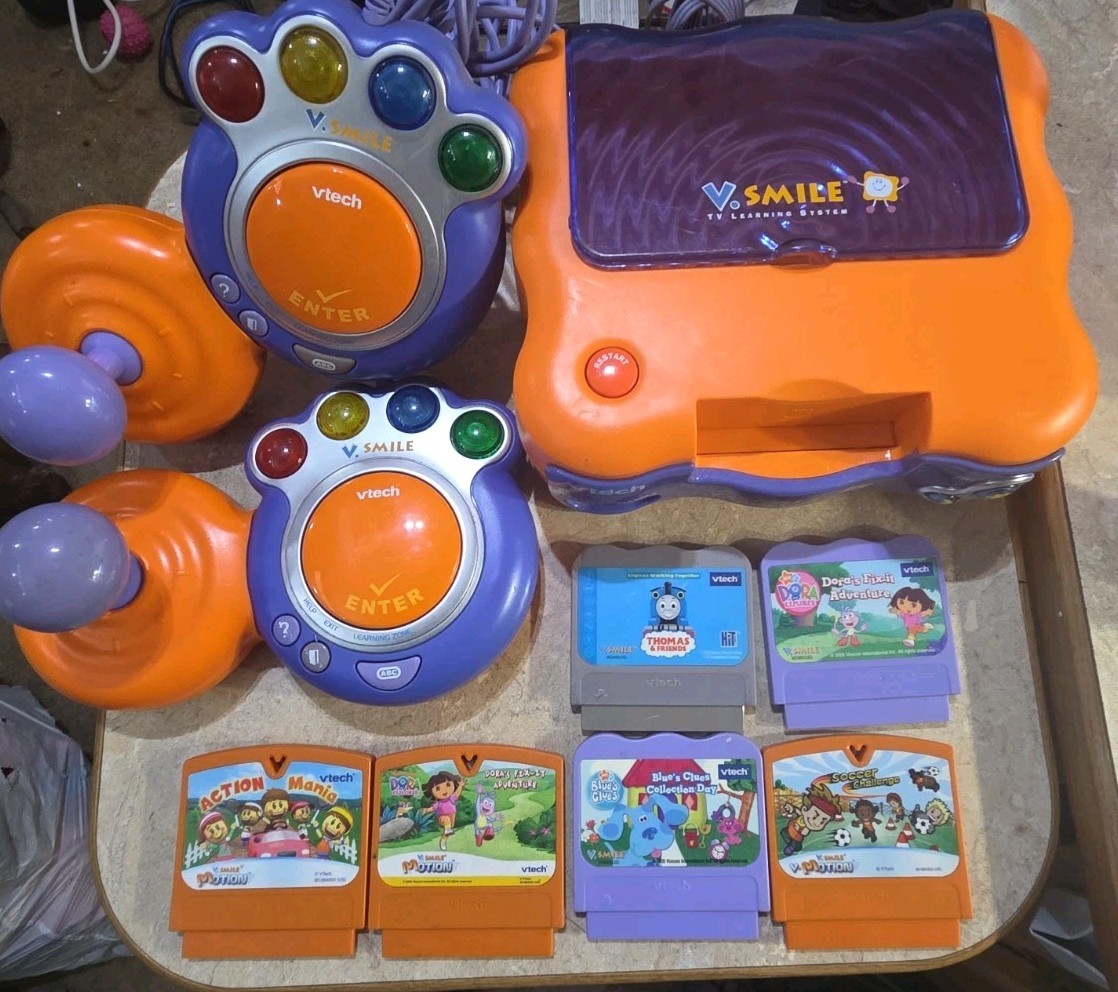 VTech Vsmile TV Learning System Lot 1 Console 2 Controllers 6 Games Power Cable