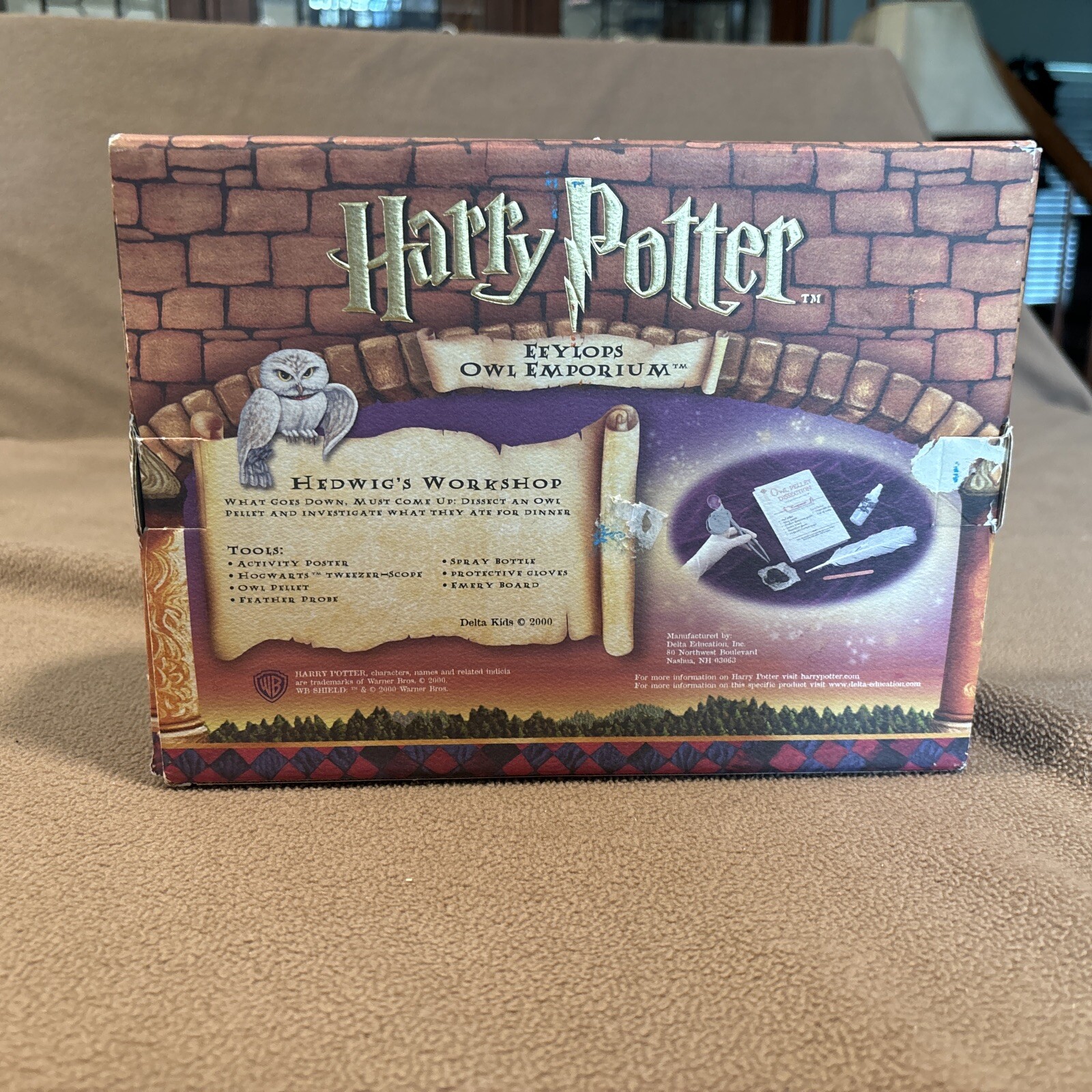 HARRY POTTER “Eeylops Owl Emporium” Hands-On Science Activity Kit for Ages 8+