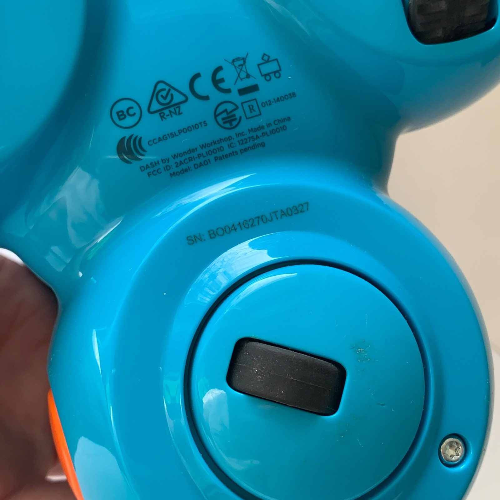 Wonder Workshop DA01 Dash Robot w Cable Kids Coding Educational Toy Bots STEM