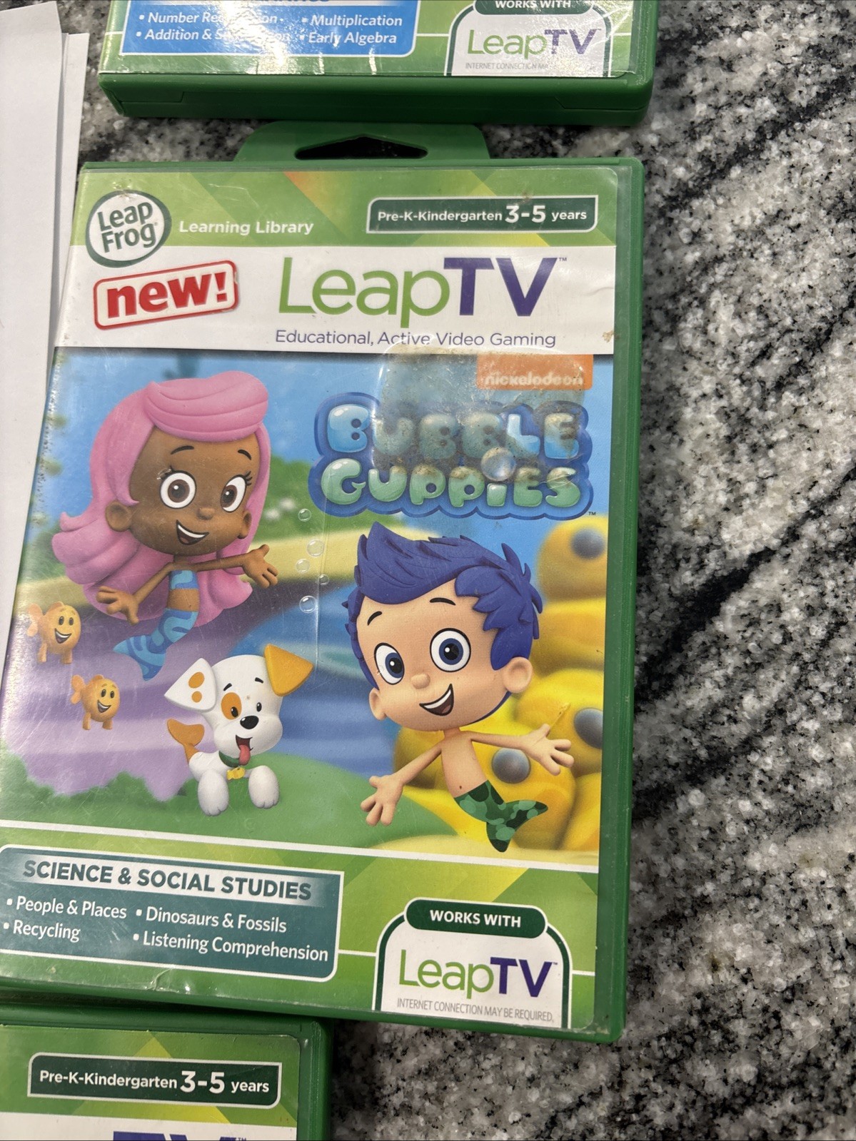 Leap Frog LeapTV Educational Video Gaming Console w/ Camera 6 Games Remotes