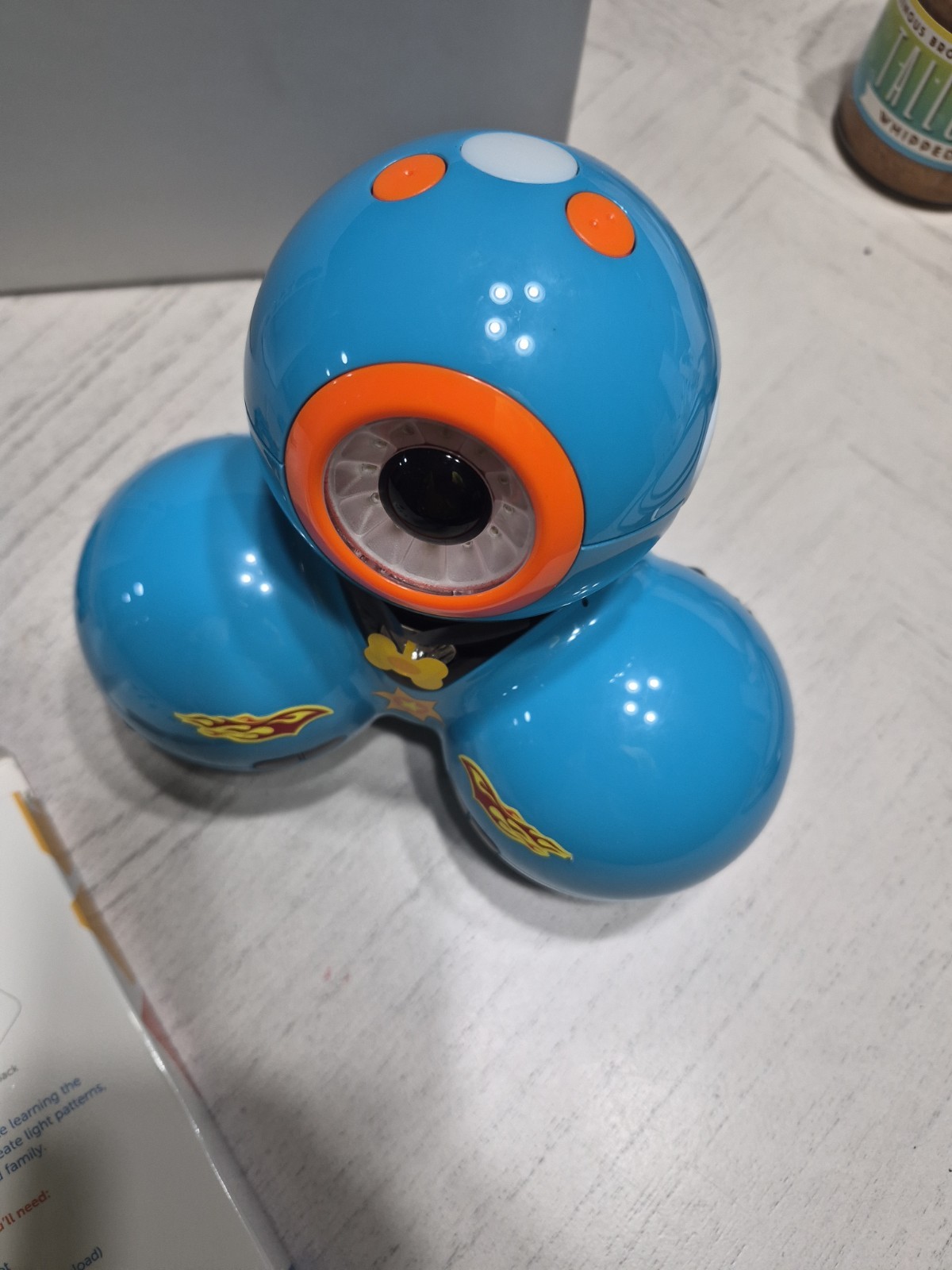 Wonder Workshop Dash Smart Robot For Curious Minds Model Coding Toy With Cards