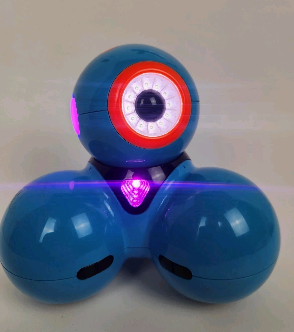 Wonder Workshop DA01 Dash Robot – Blue