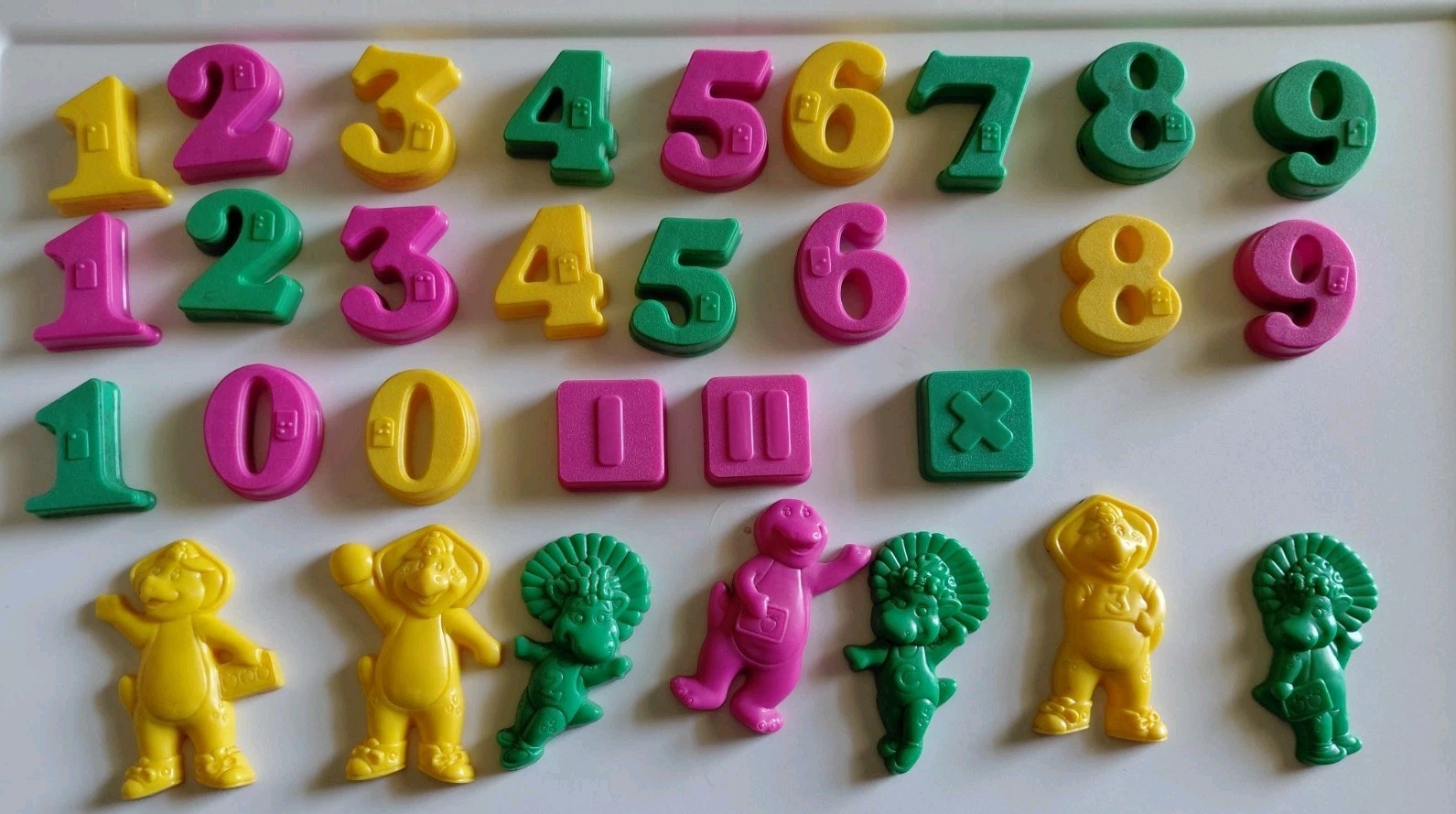 Vtg 1997 Barney & Friends Magnetic Numbers set BJ Baby Bop 30 Pieces 90s