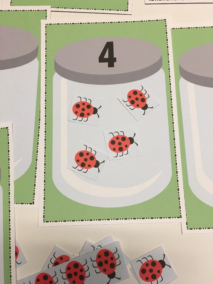 Bugs In a Jar – Learning Center- Math Counting 0 – 10 Laminated Mats
