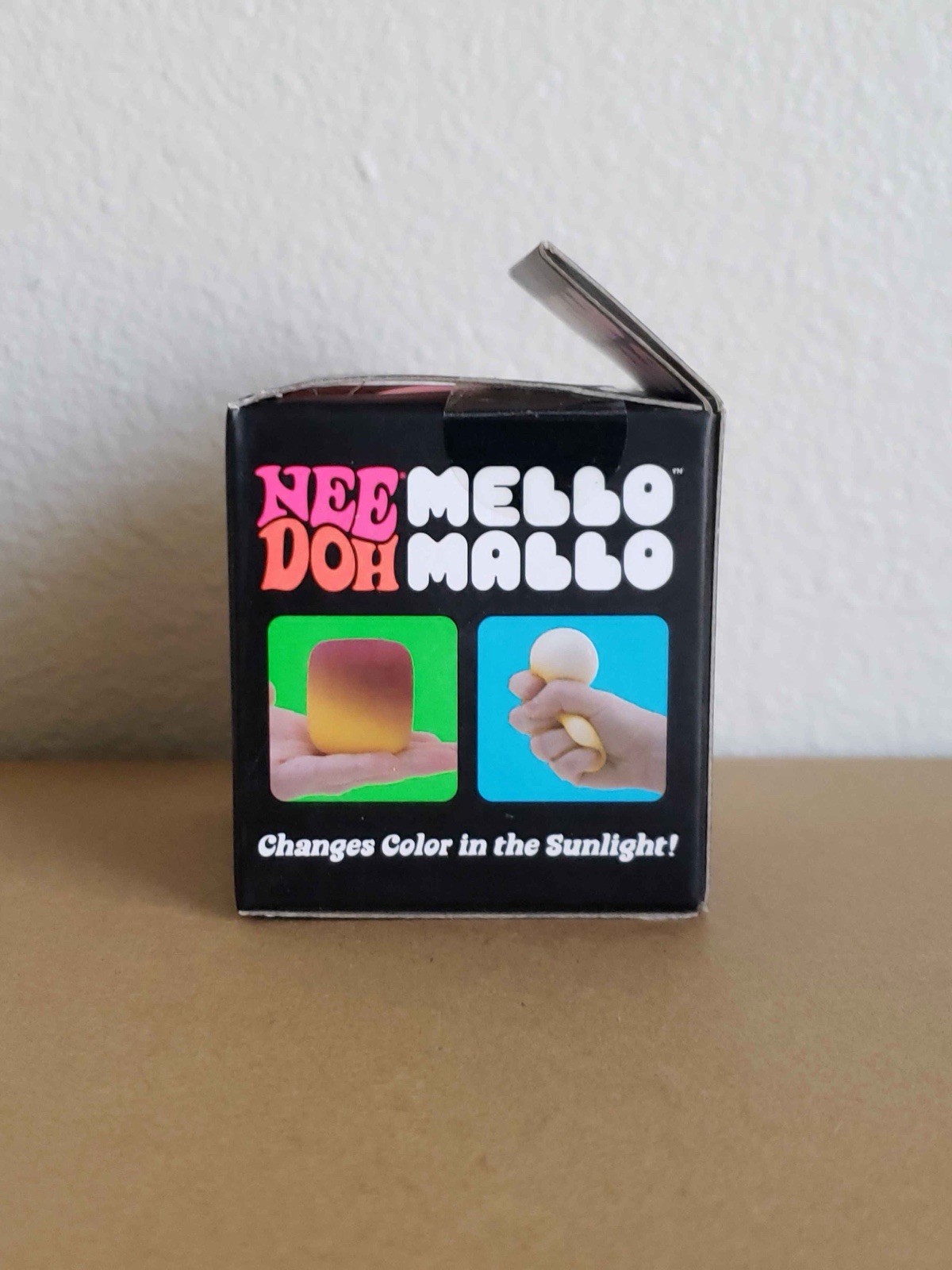 PINK NeeDoh Mello Mallo Color Change Squishy Squeeze Sensory Toy NEW