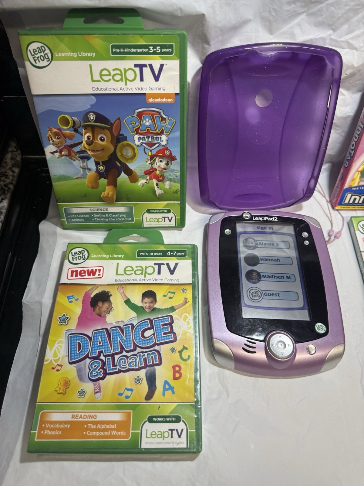 LeapFrog Leap Pad 2 Kids Tablet, Purple Carrying Case, 6 New Games Lot Working