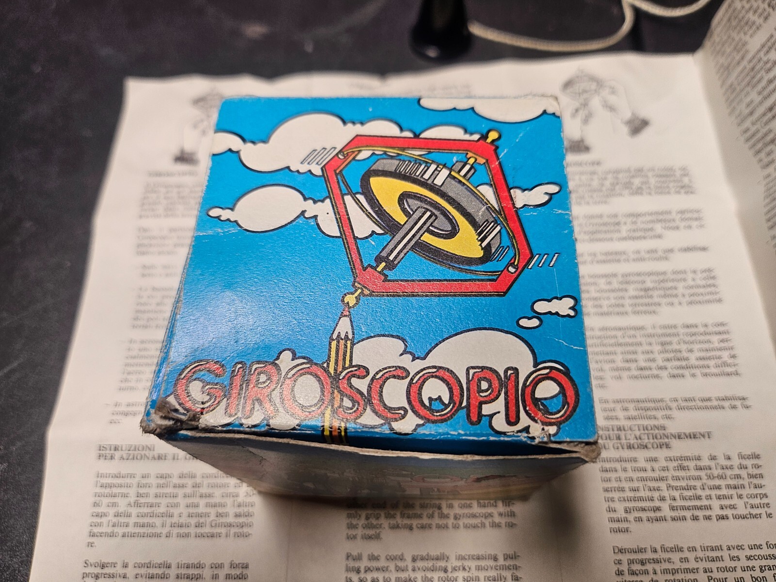 Vintage Blue Navir 6010 Space Wonder GYROSCOPE with Box & Stand Made in Italy