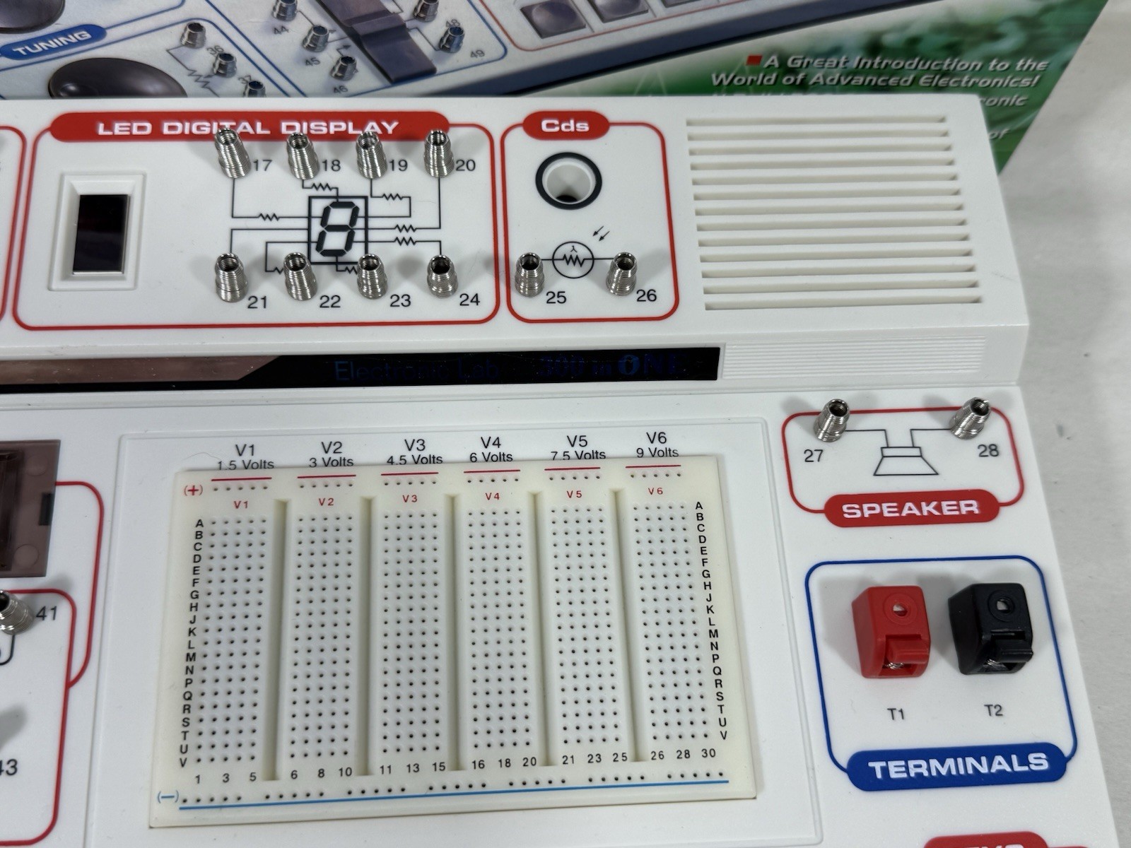 Elenco Maxitronix 300-in-1 Electronic Lab Kit MX-908