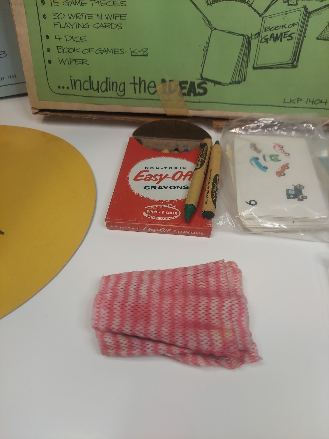 Vintage Little Kennys Game Maker Set Book Of Games Spinner Mat Crayons Flash