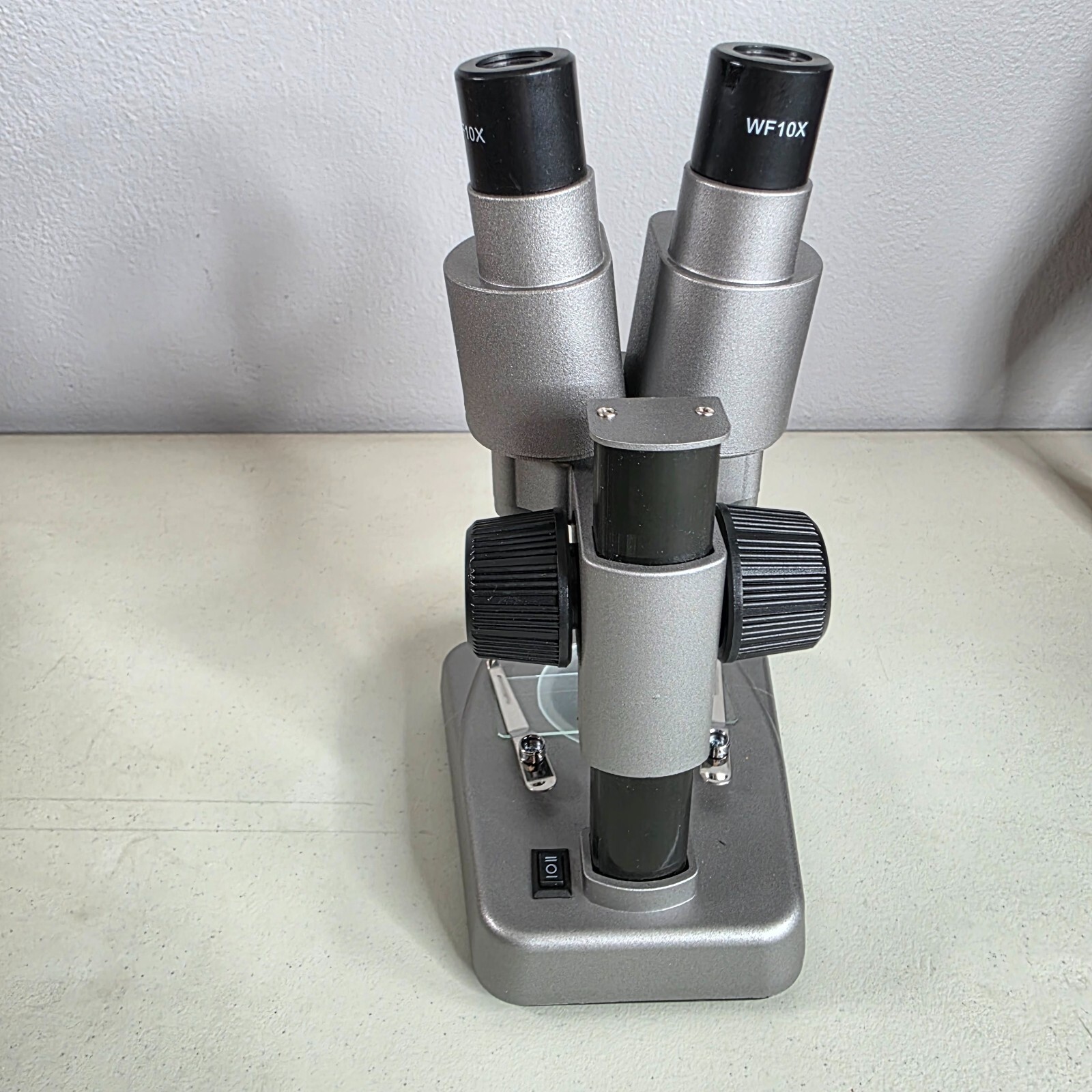 National Geographic Dual Microscope 9″ STEM Slide Set Educational Science Tool