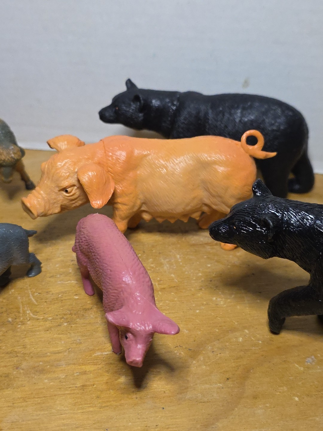 Assorted Lot 12 plastic Animals Farm Toys Figures Figurines Mixed Variety