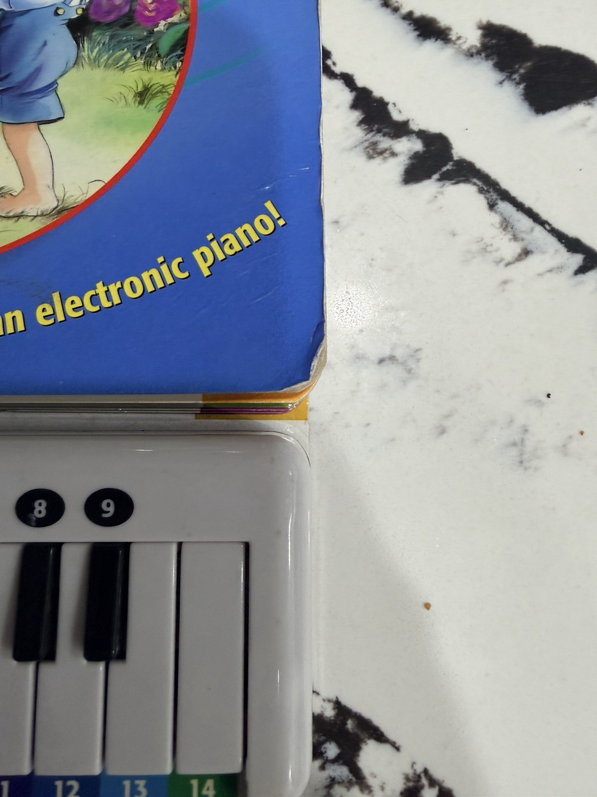 Play Me A Song Board Piano by Tormont Publications 1998
