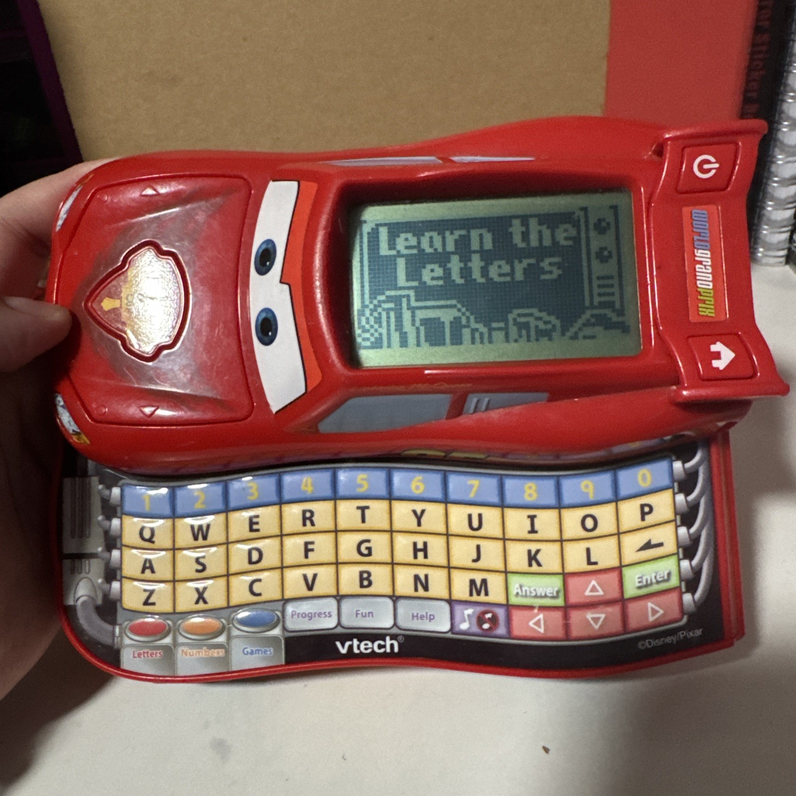 VTech Disney Pixar Cars 2 Lightning McQueen Learn & Go Handheld Console WORKS!