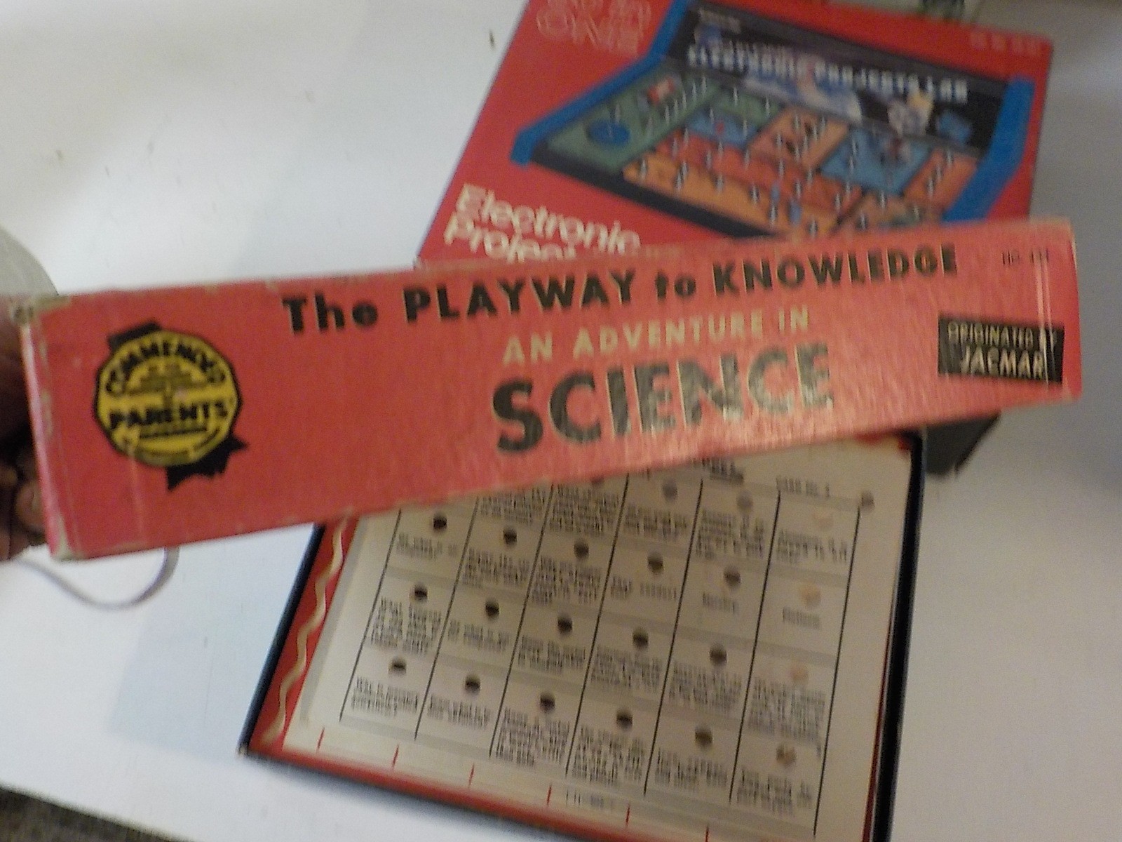 Science Fair 30 In One Electronic Project Lab & knowledge Science & color flower