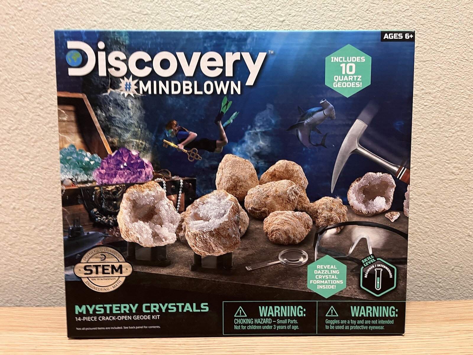 Discovery Kids Toy Mystery Crystals Geode Crack Open Excavation Kit 14pc Science