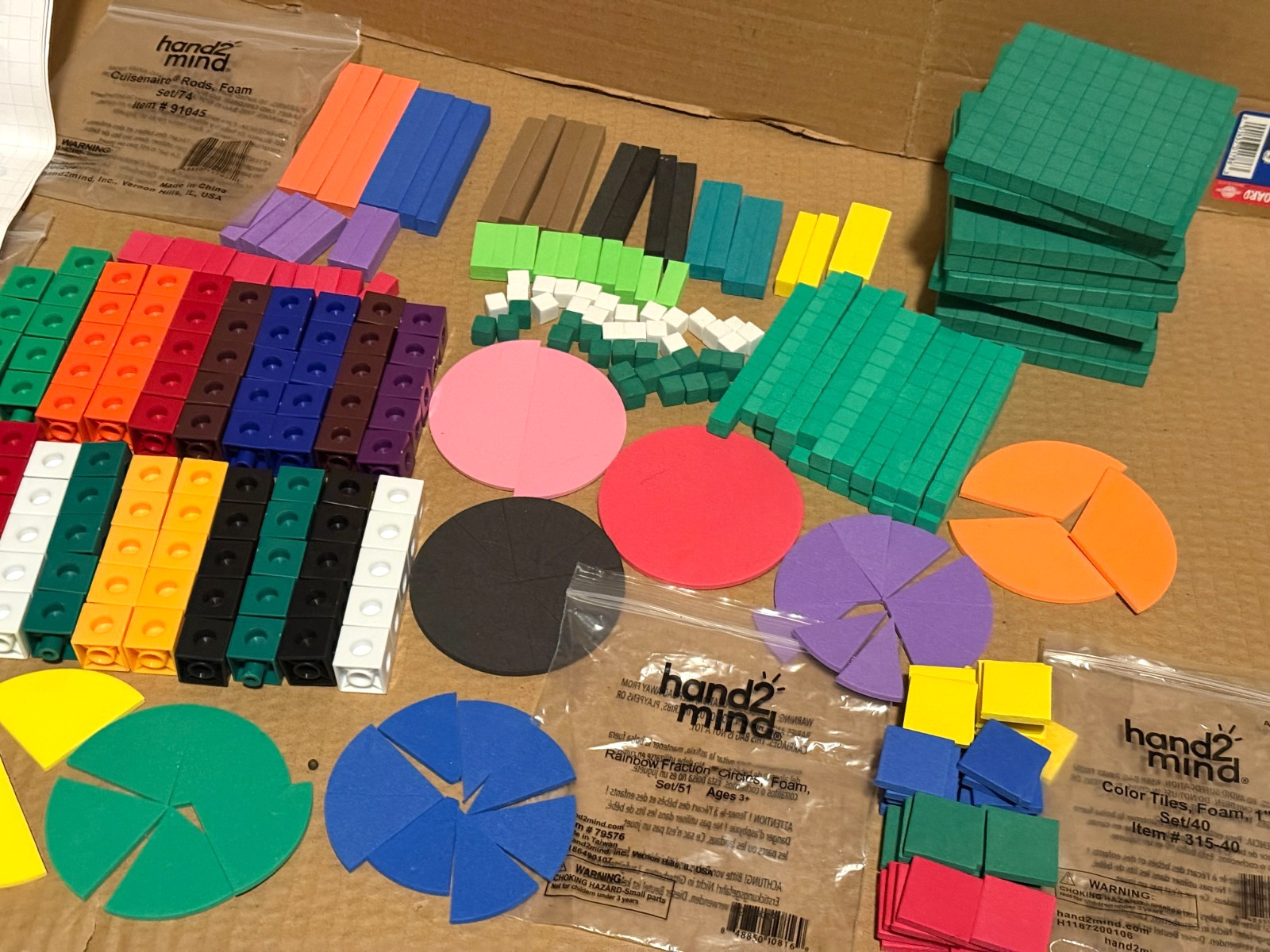 Hand 2 Mind Over 250 Math Manipulatives and Activity Guide for Grades 3 to 5