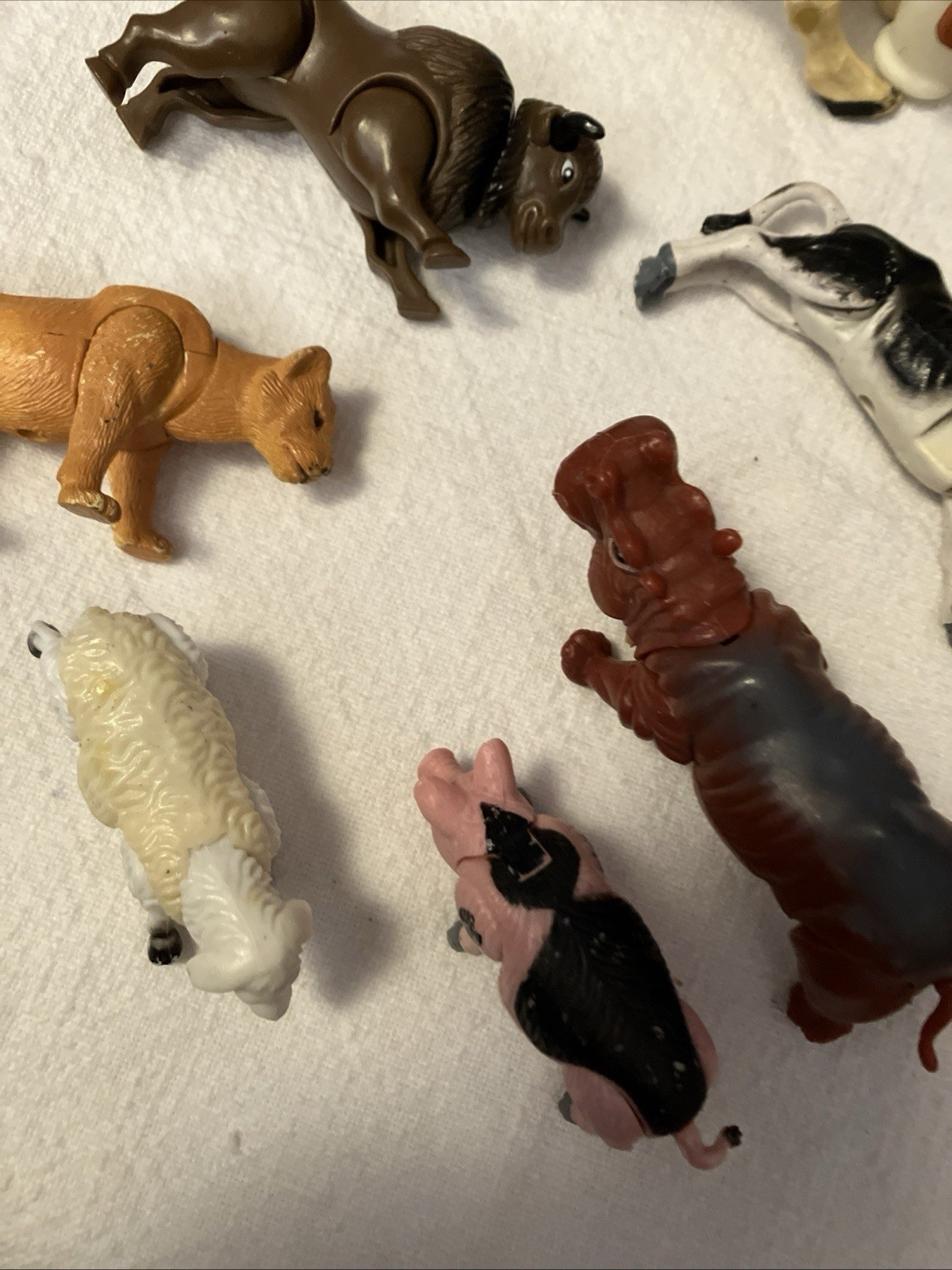 Lot Of 7 Movable Plastic Animals 2 1/2” To 4” Legs/heads Swivel Barnyard/safari