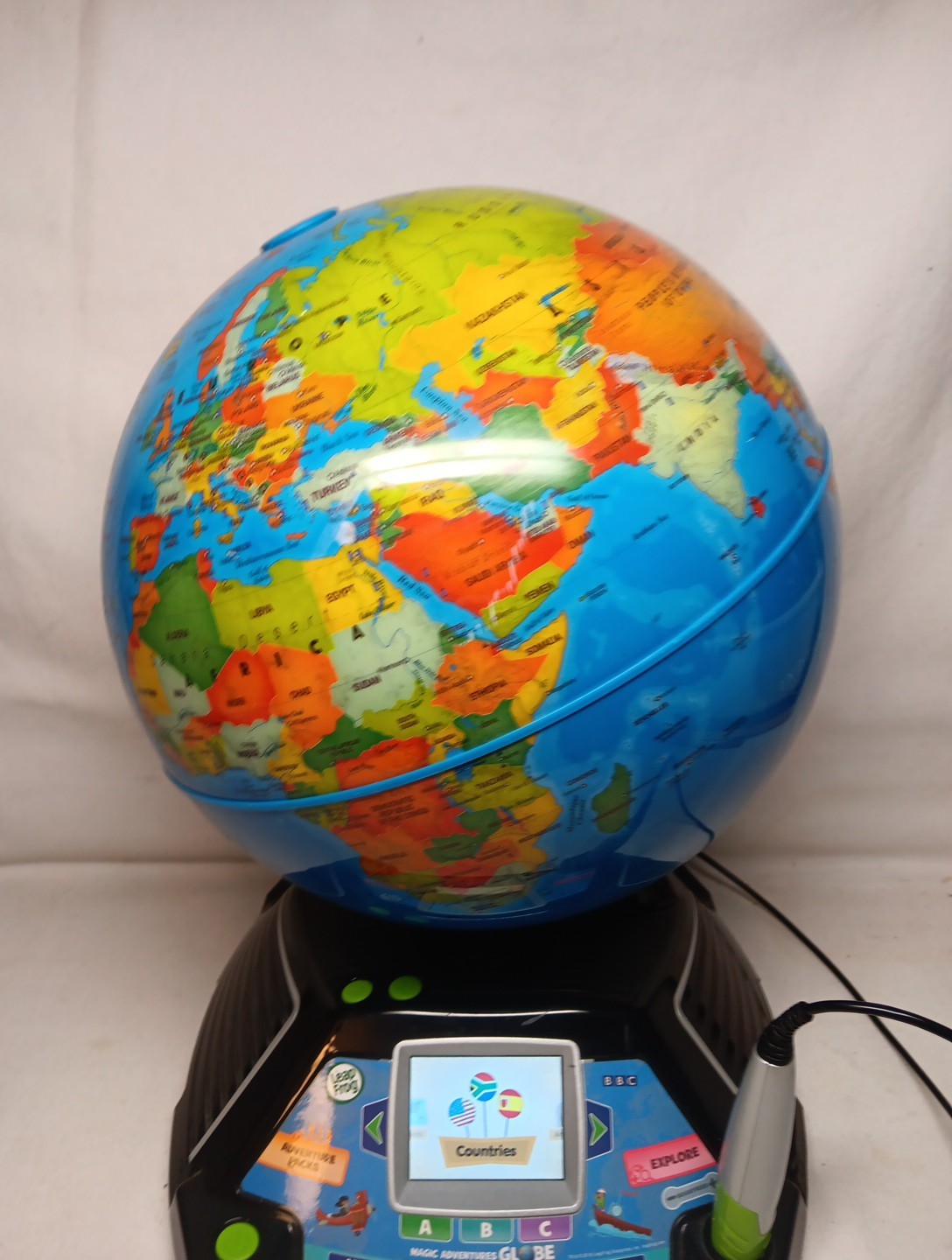 LeapFrog Magic Adventures Globe 2.8″ Video Screen BBC Videos Interactive Games