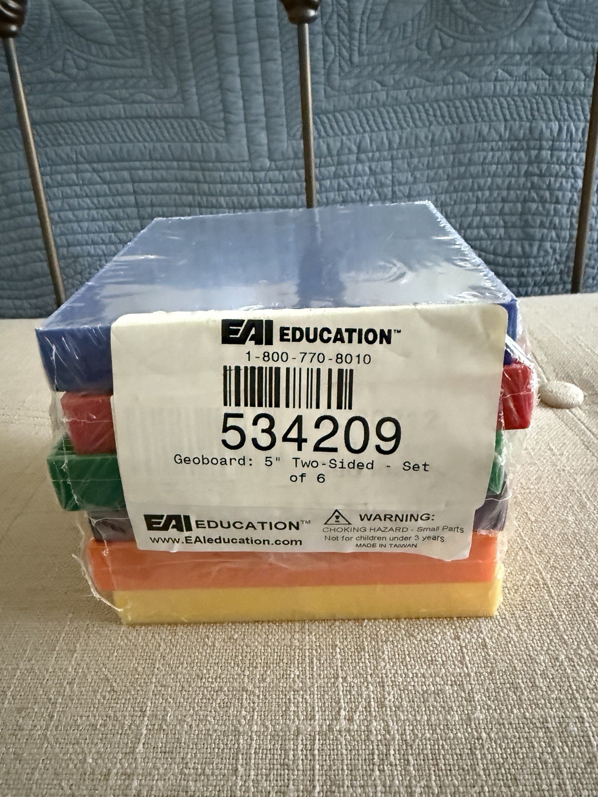 Set of 6 New Geoboards 5“ two sided Sealed EAI education Multicolor W/ Bands