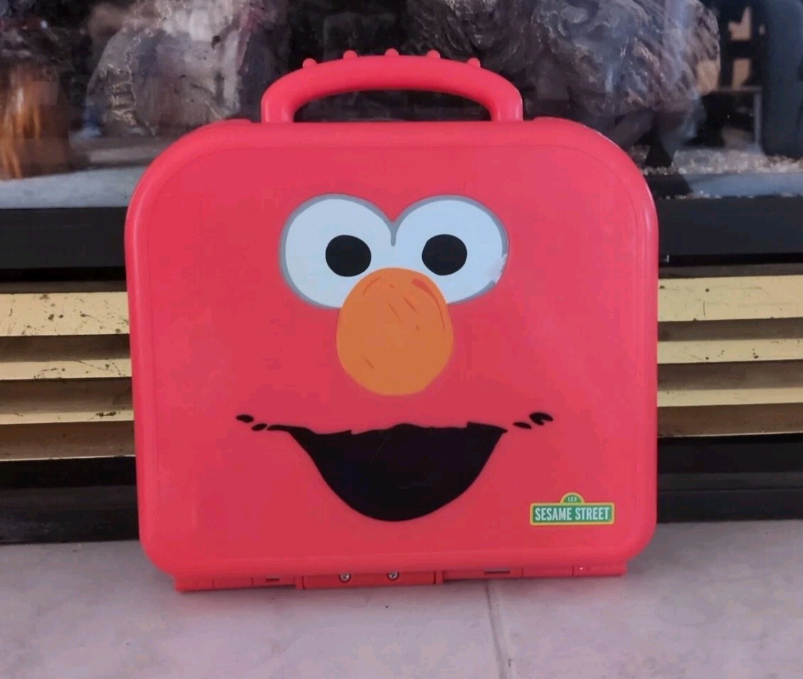 Sesame Street Elmo ABC Alphabet Learning Toy Carrying Case W/Letters-Complete