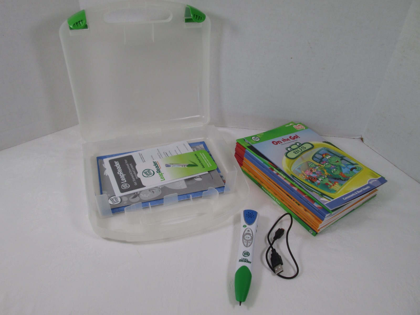 LeapFrog Tag Reading System Learn to Read Stylus Pen, Cord, Case + 14 Books Lot